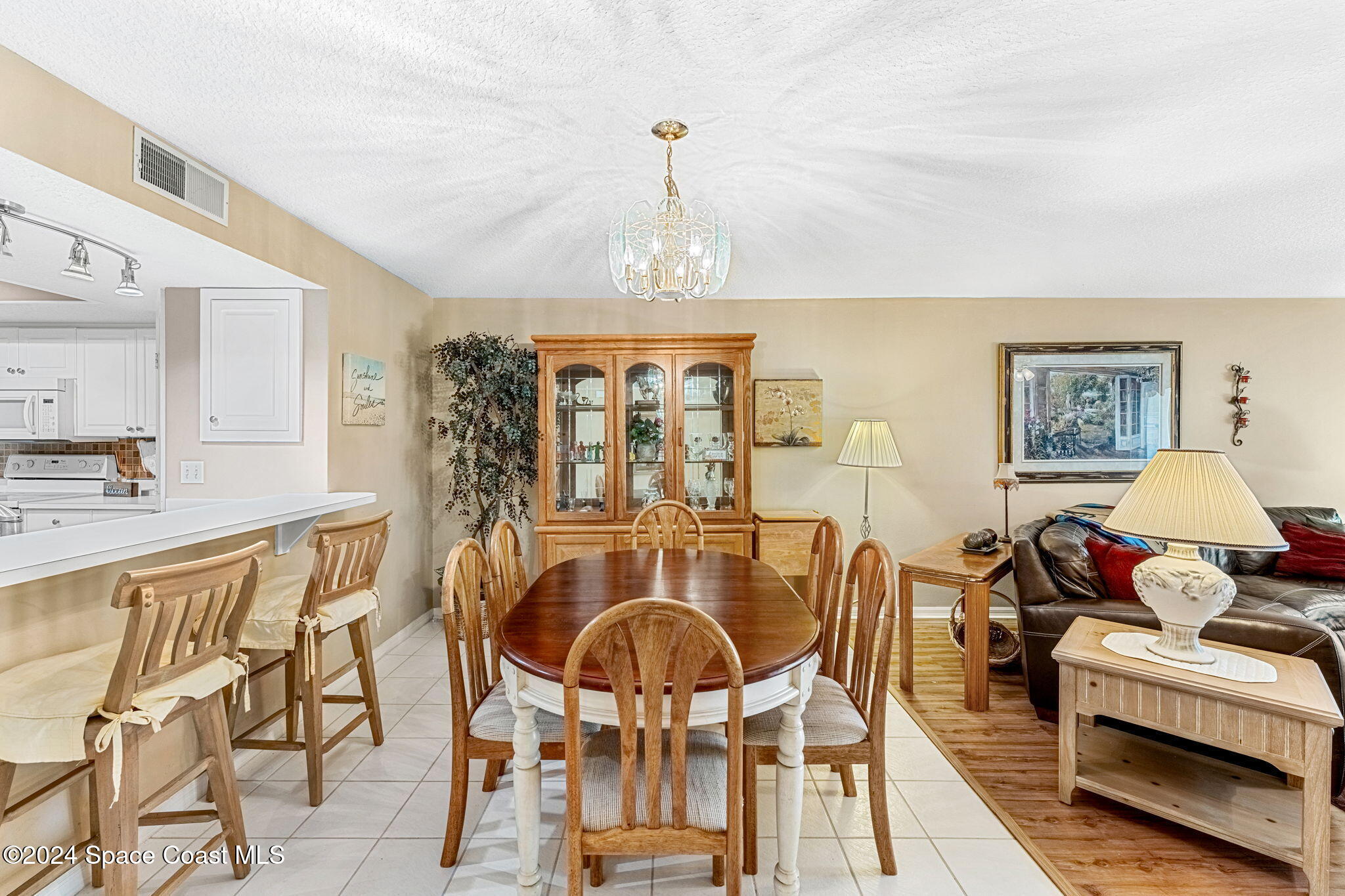 603 Shorewood Drive, 205