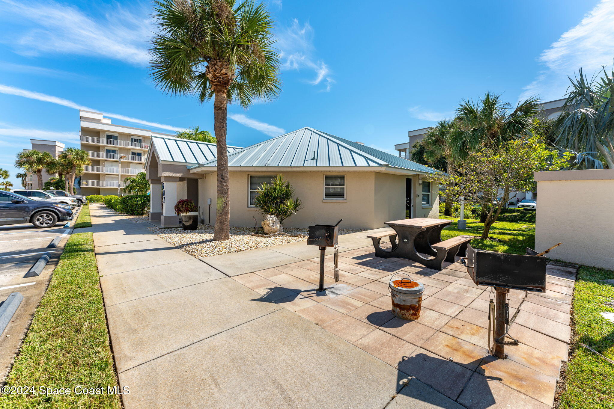 603 Shorewood Drive, 205