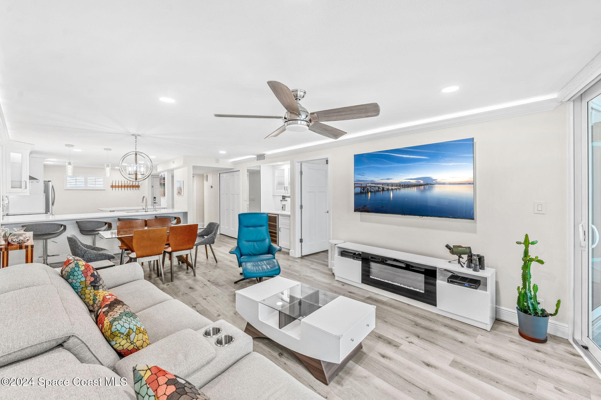 1175 Highway A1a, 508