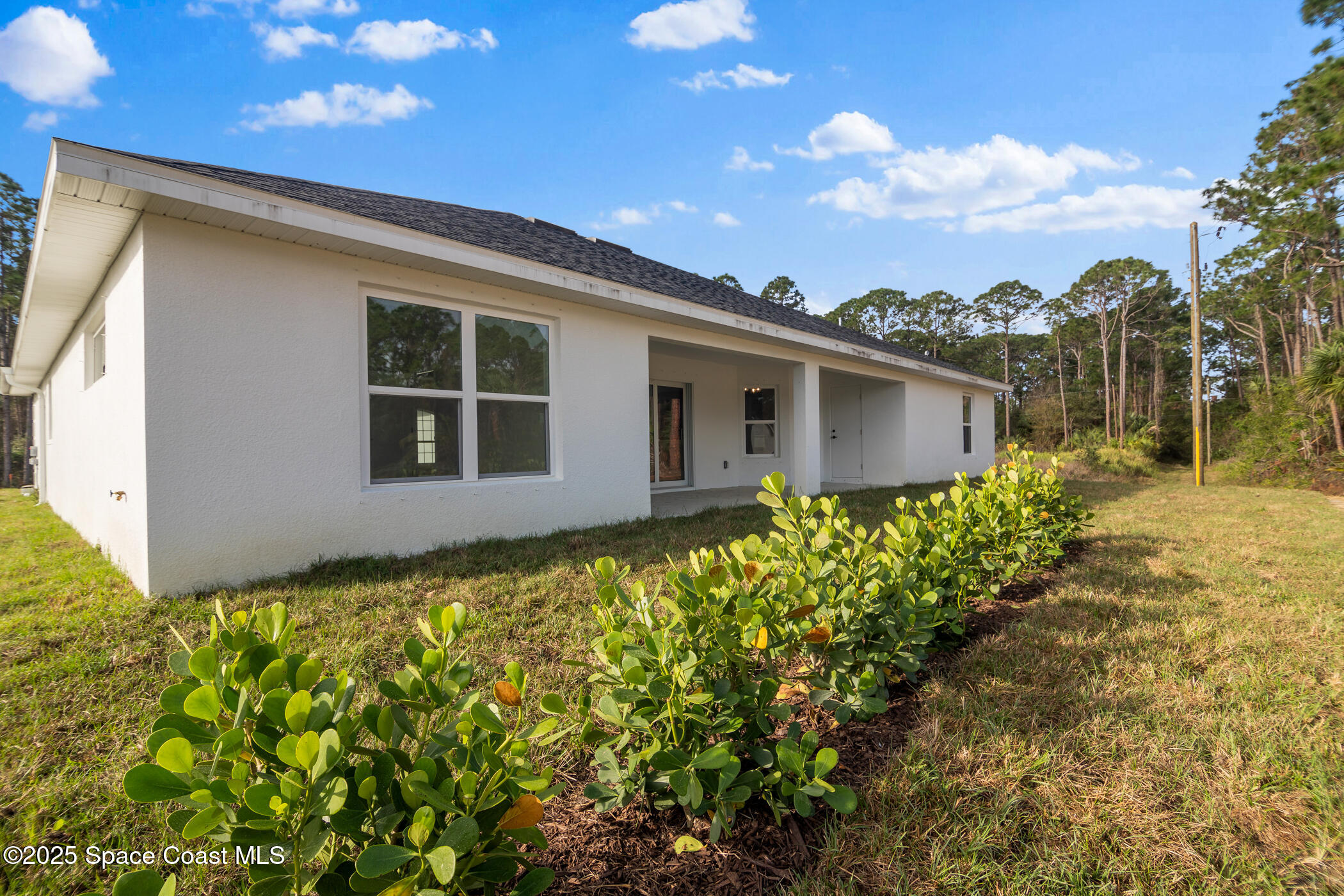 1781 Nandina Court NW