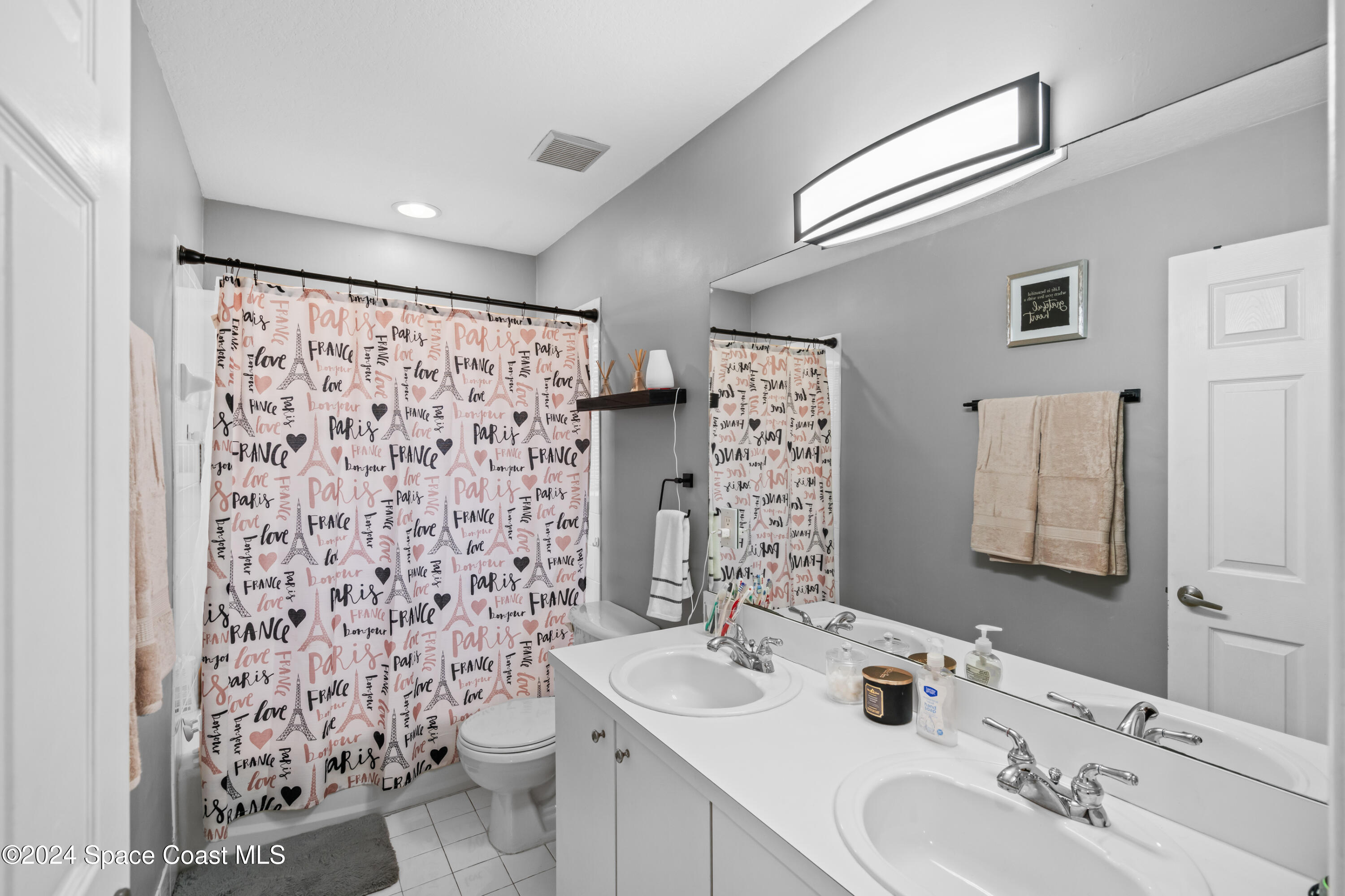2237 N 72nd Terrace