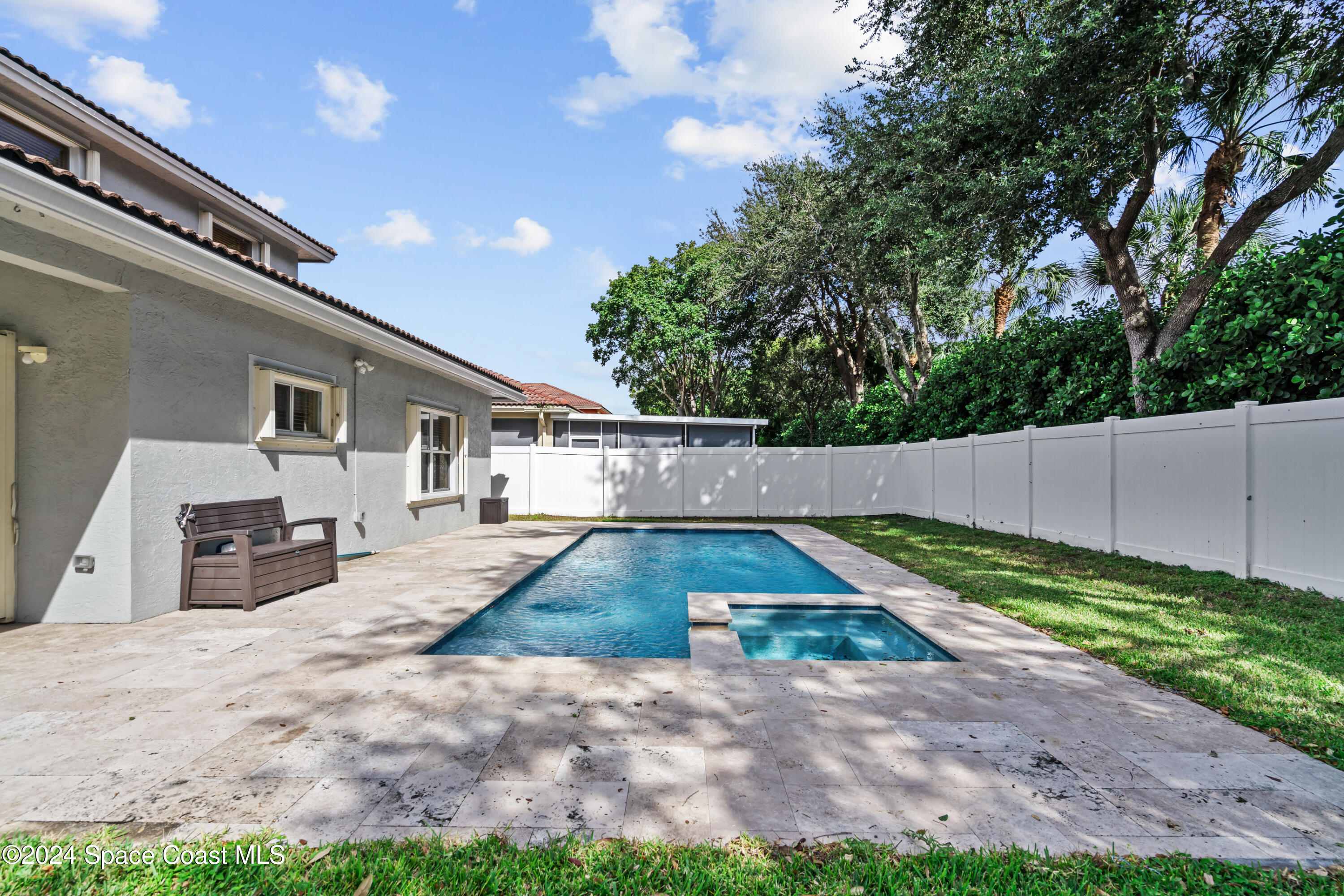 2237 N 72nd Terrace
