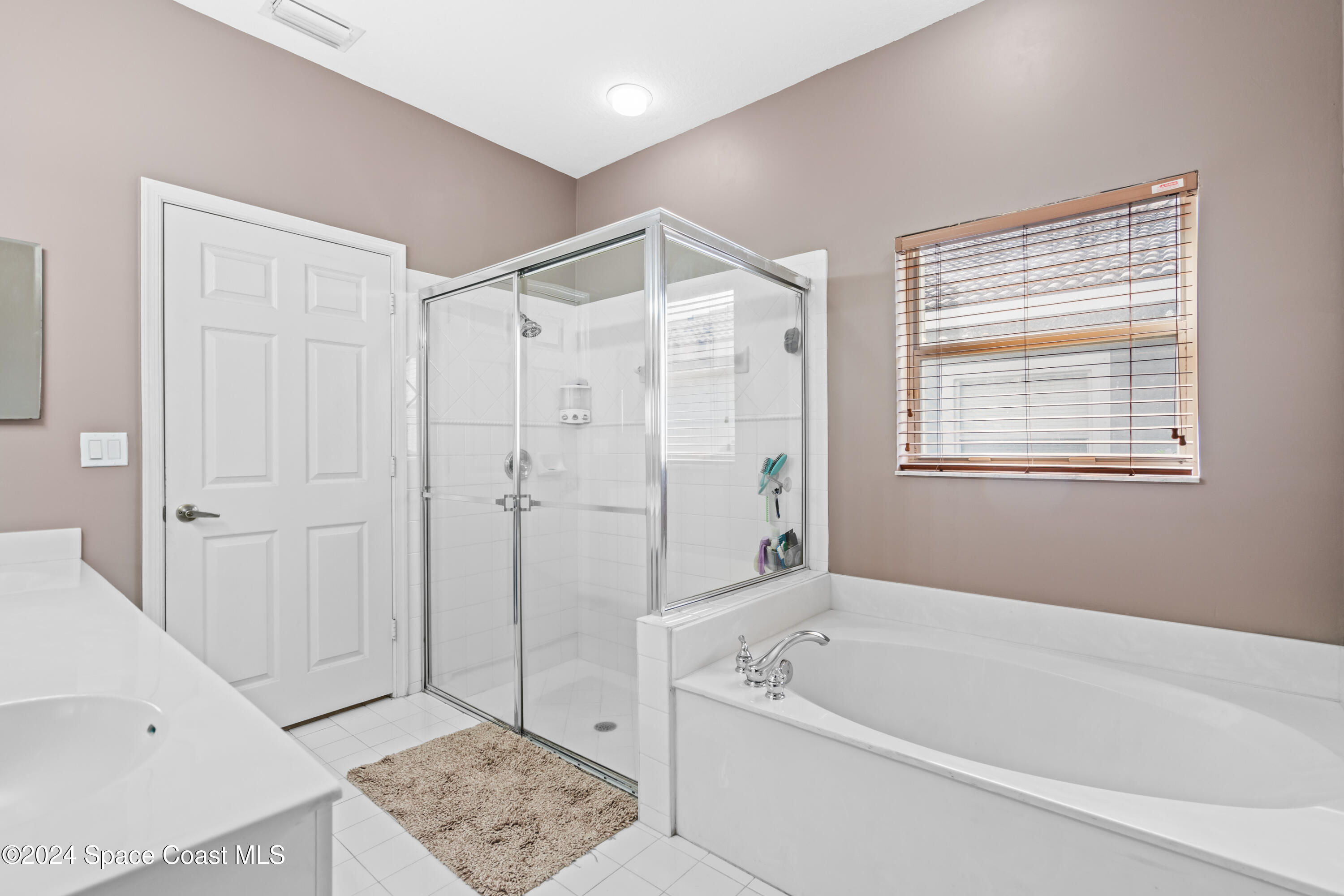 2237 N 72nd Terrace