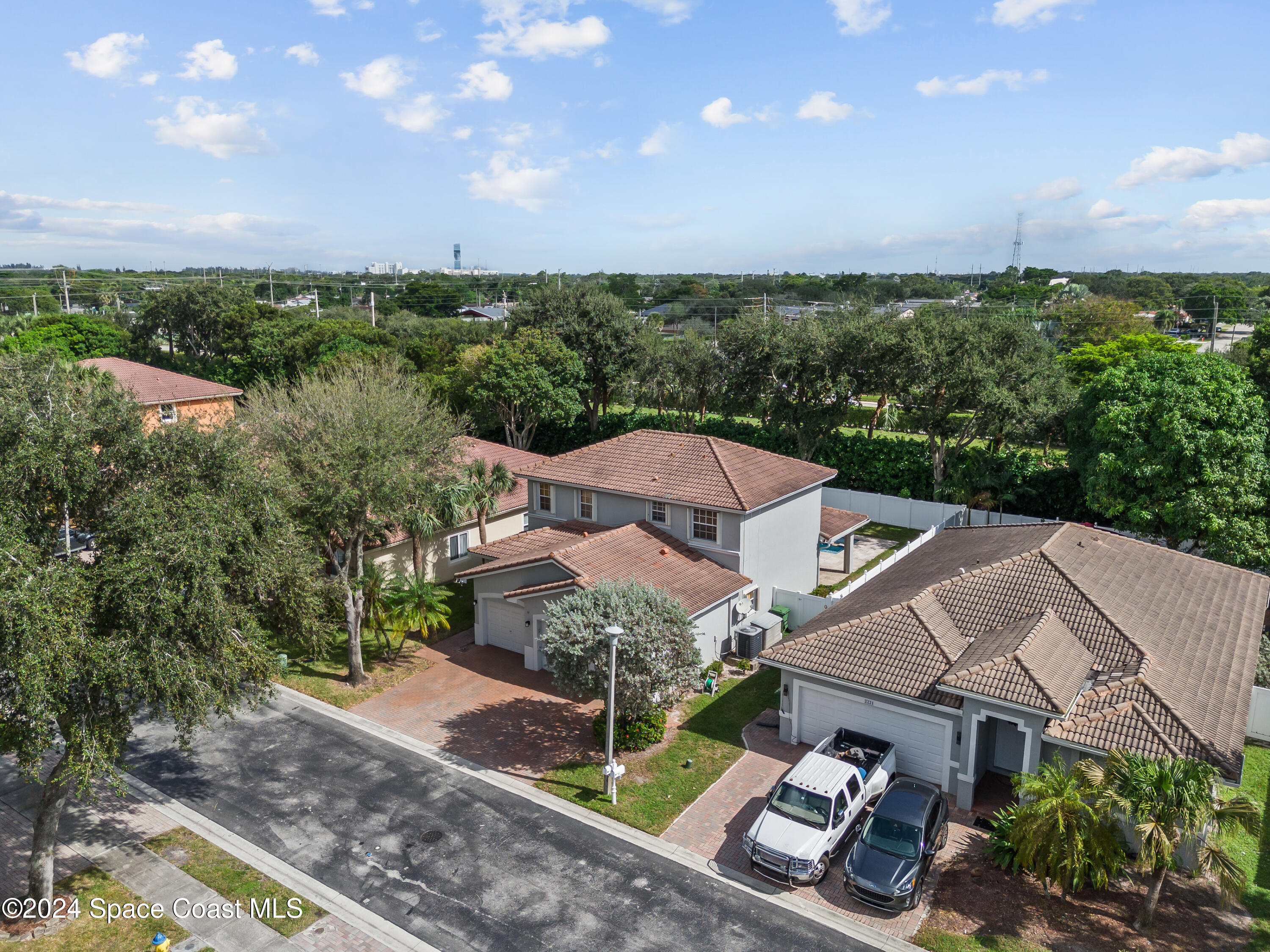 2237 N 72nd Terrace