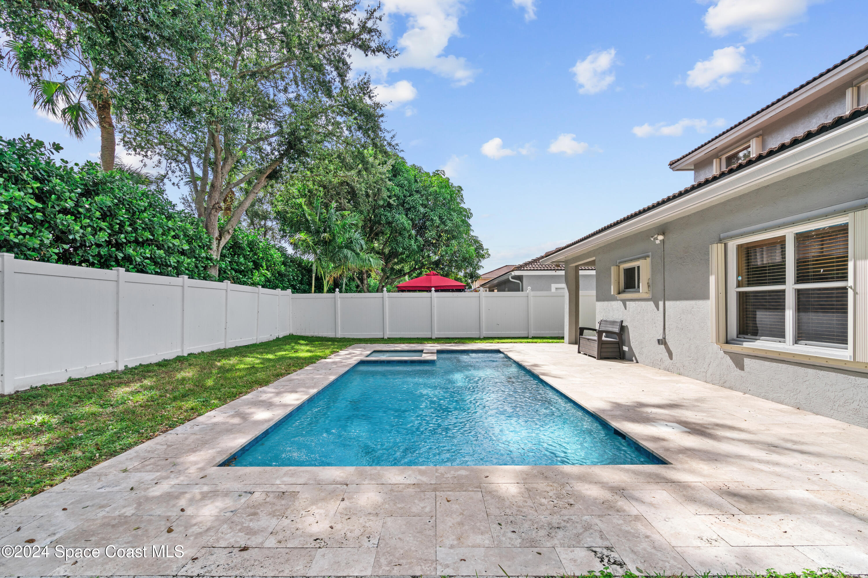 2237 N 72nd Terrace