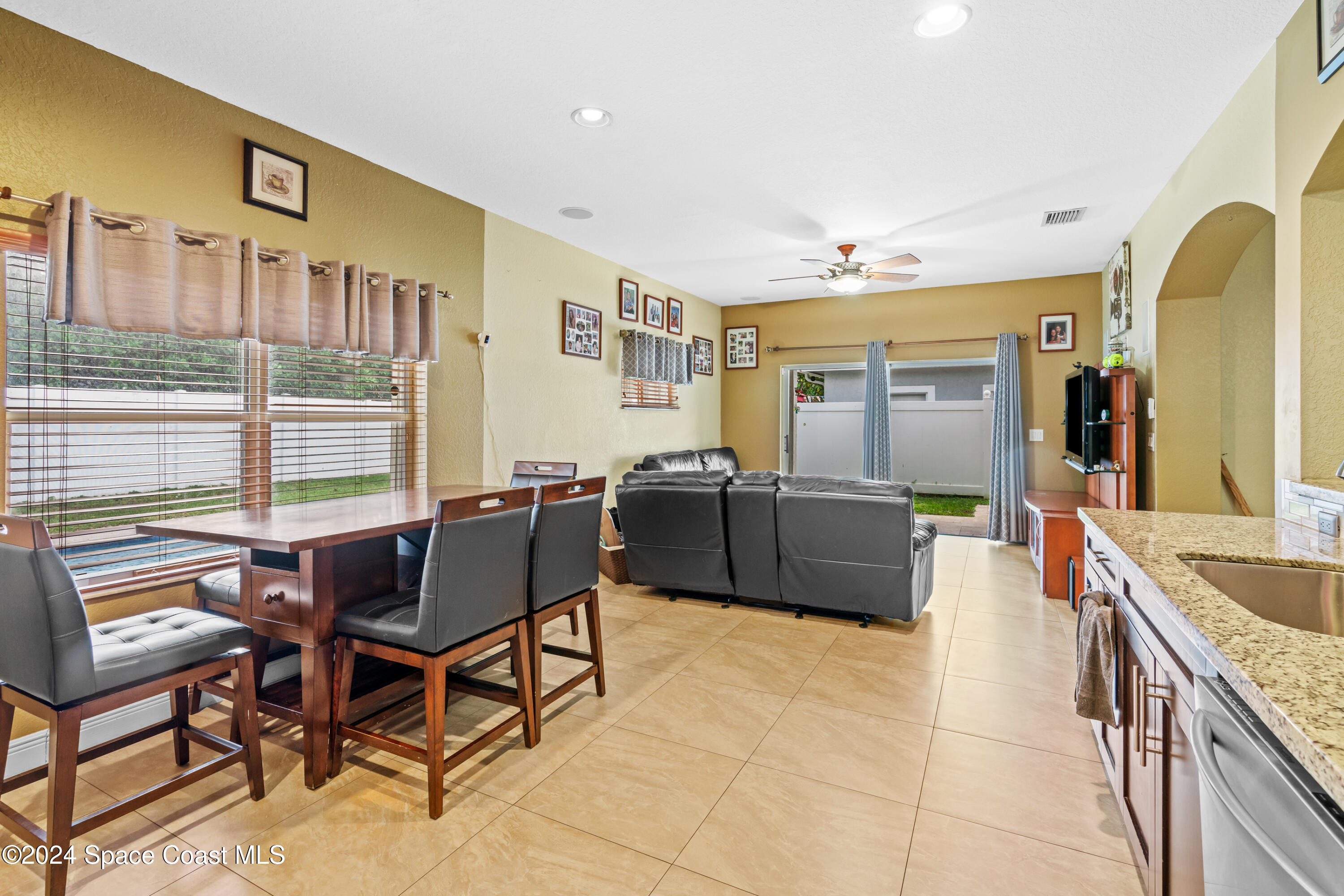 2237 N 72nd Terrace