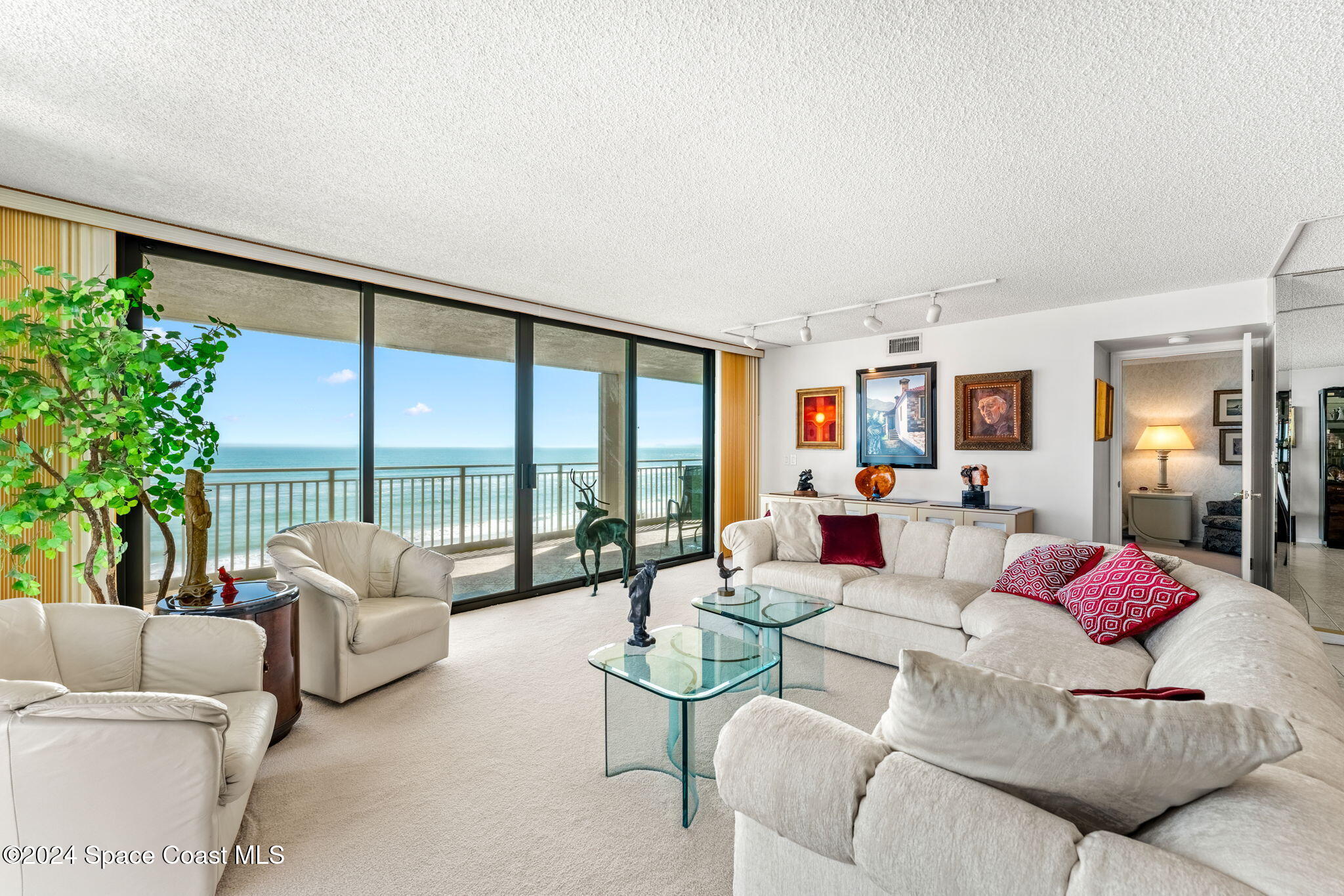 2835 N Highway A1a, 401