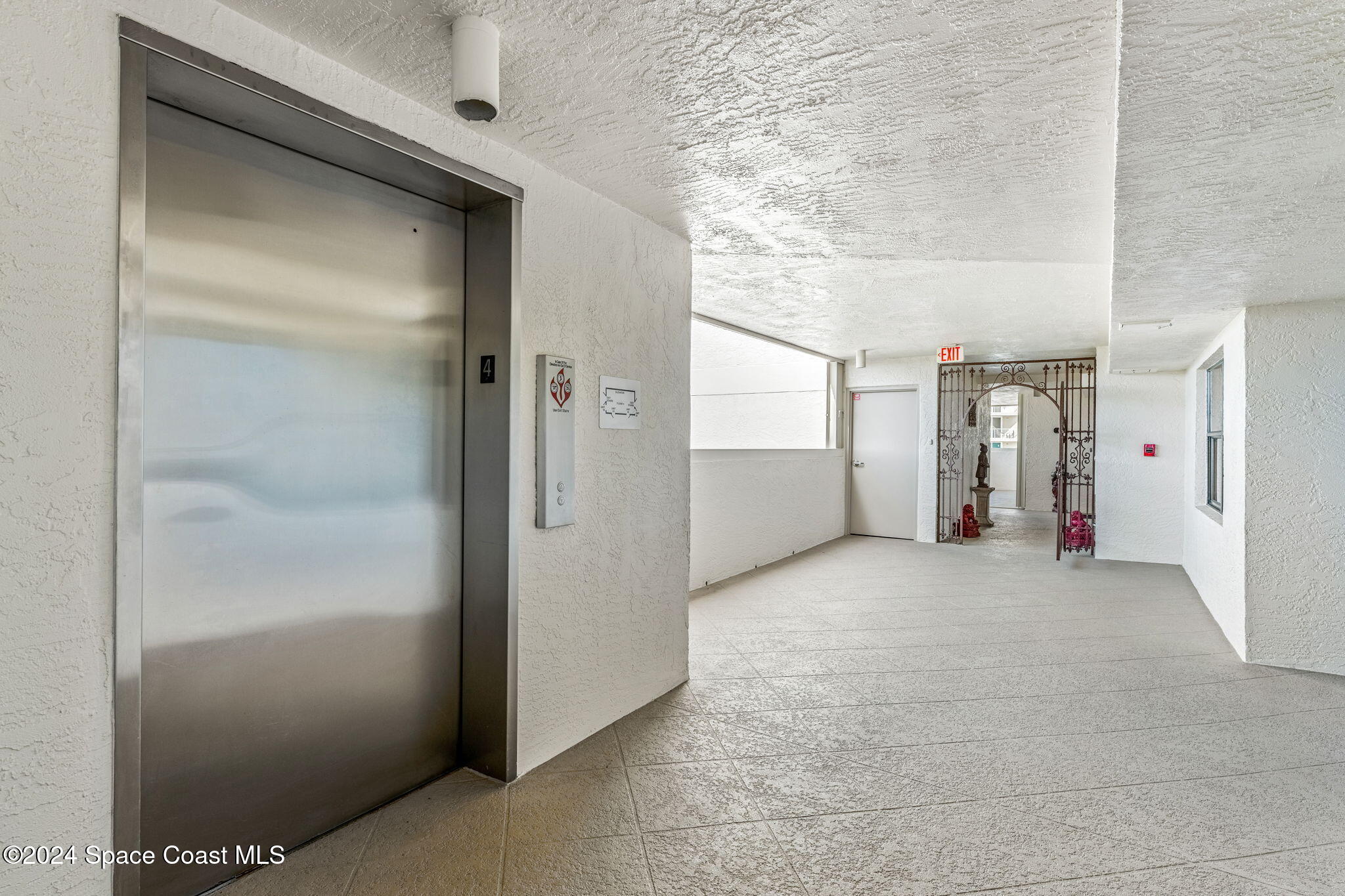 2835 N Highway A1a, 401