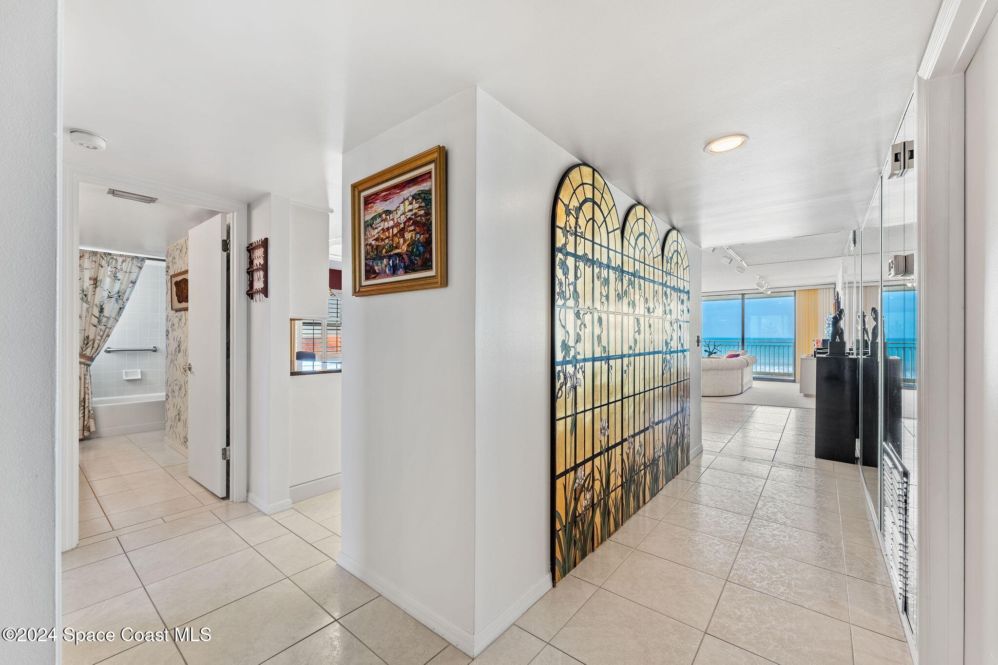 2835 N Highway A1a, 401