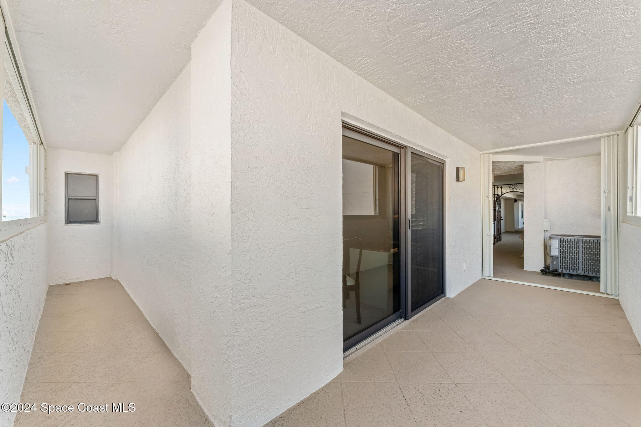 2835 N Highway A1a, 401