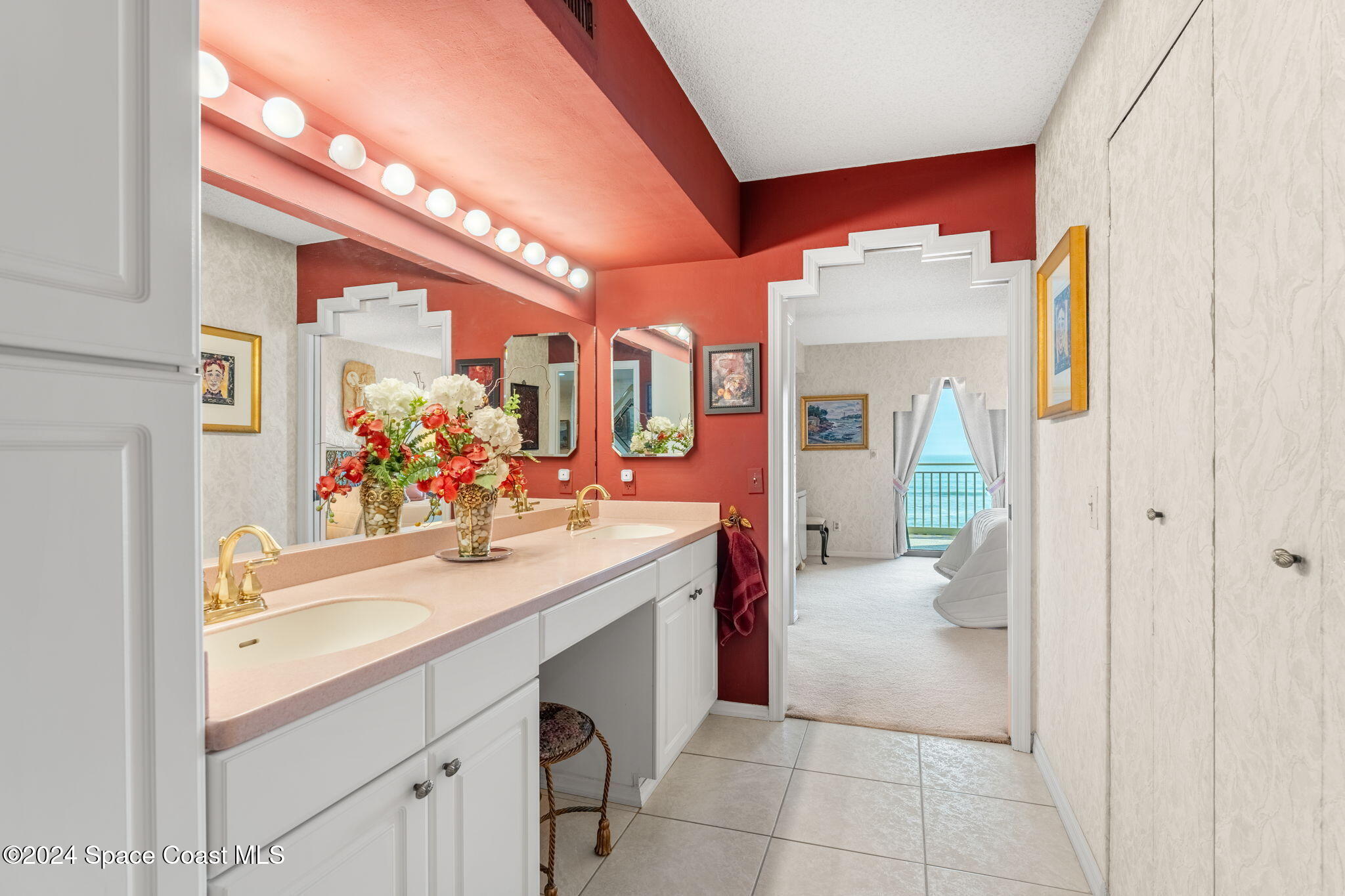 2835 N Highway A1a, 401