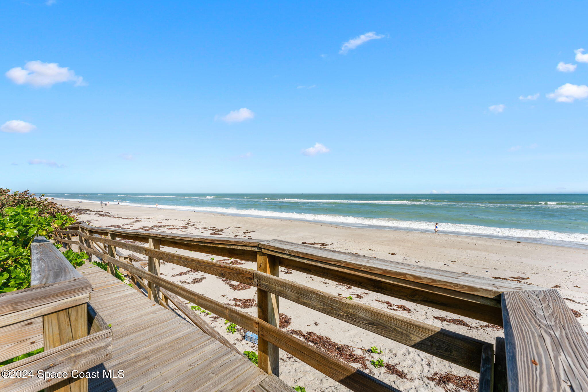 2835 N Highway A1a, 401