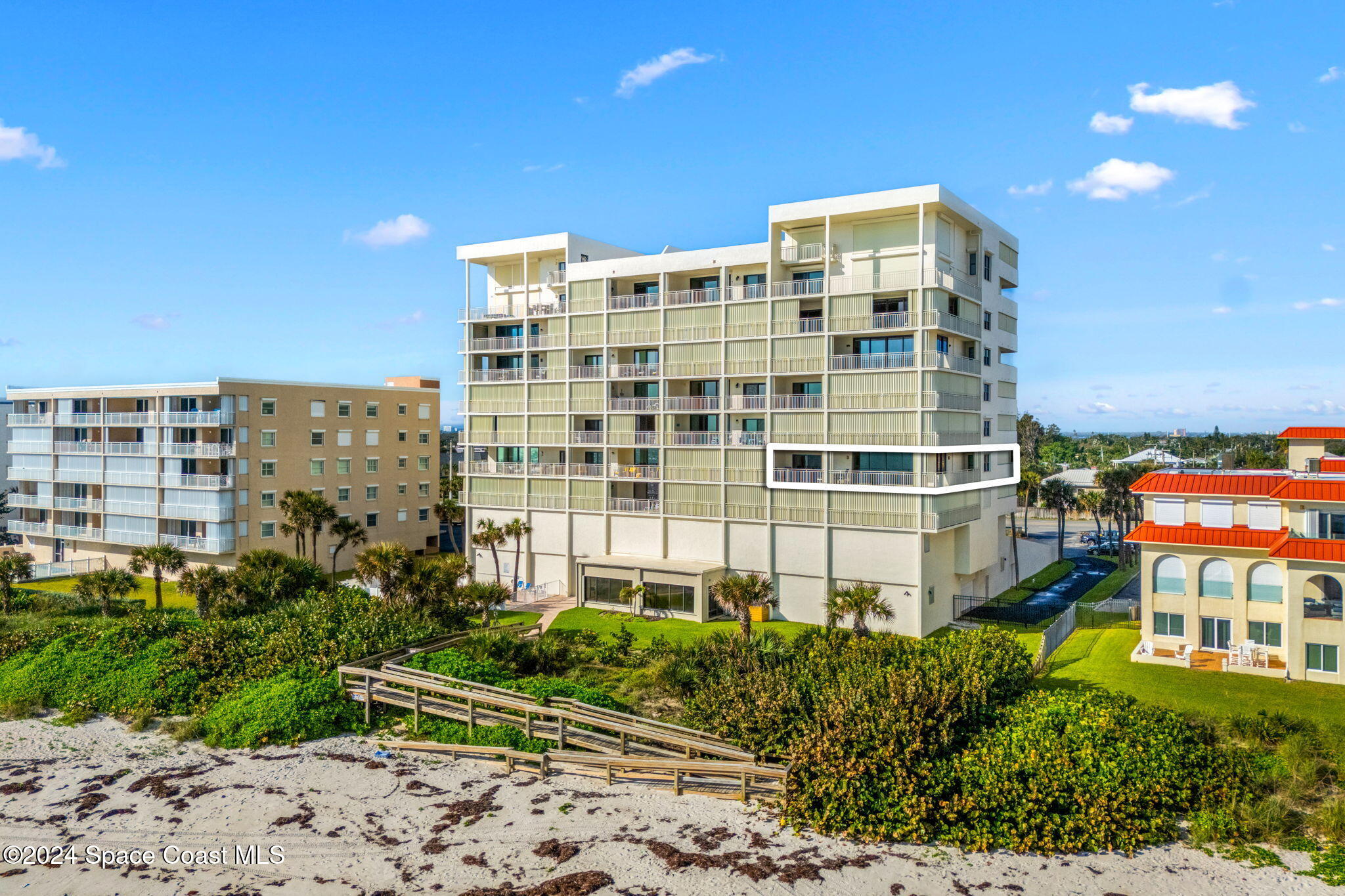 2835 N Highway A1a, 401