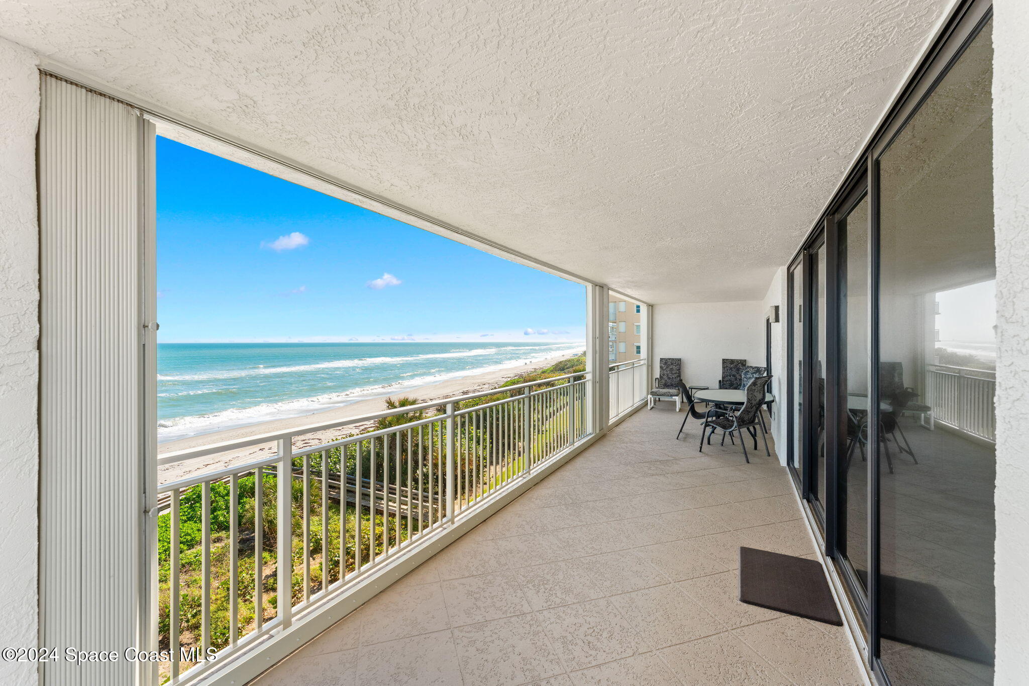 2835 N Highway A1a, 401