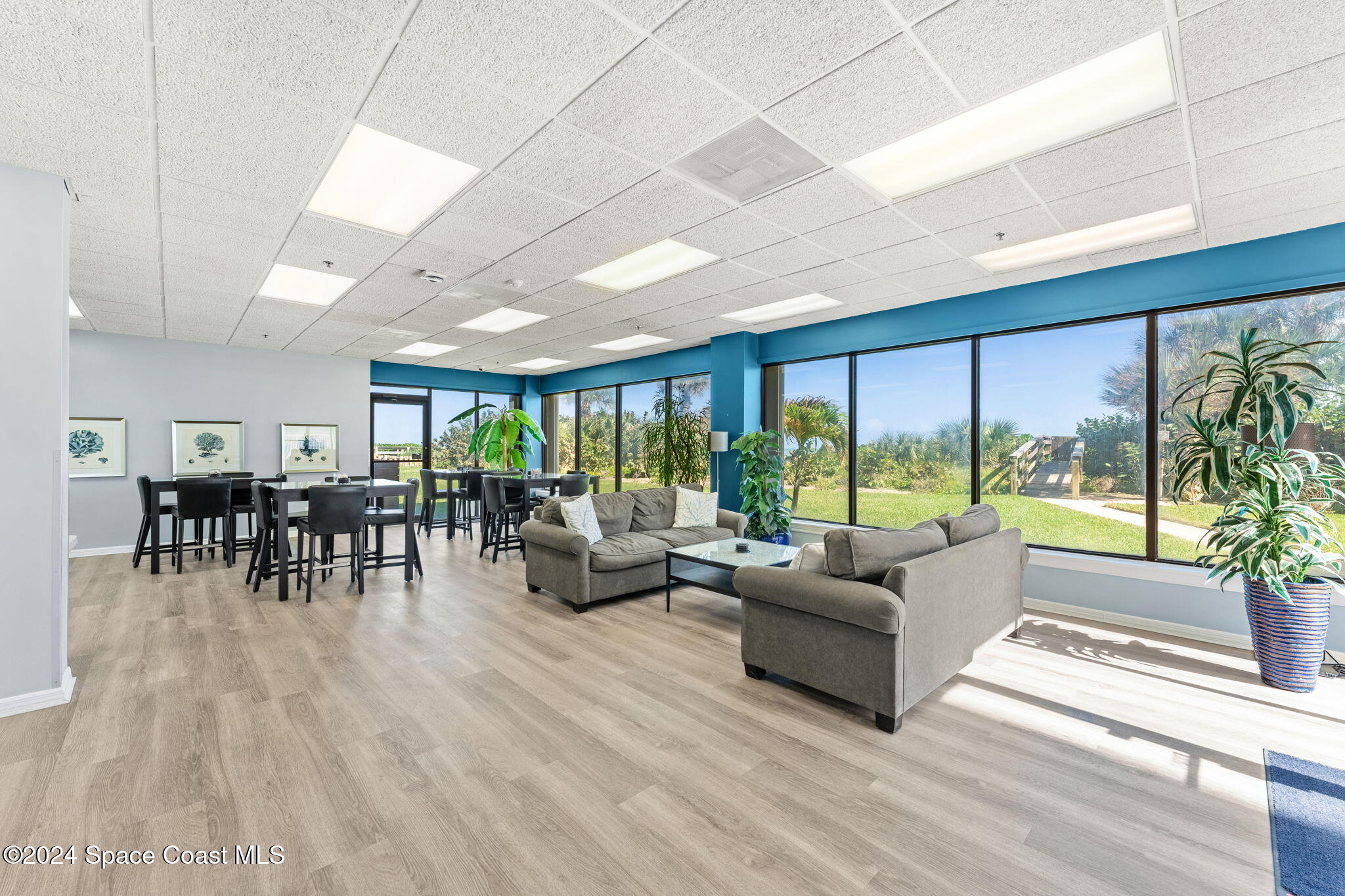 2835 N Highway A1a, 401