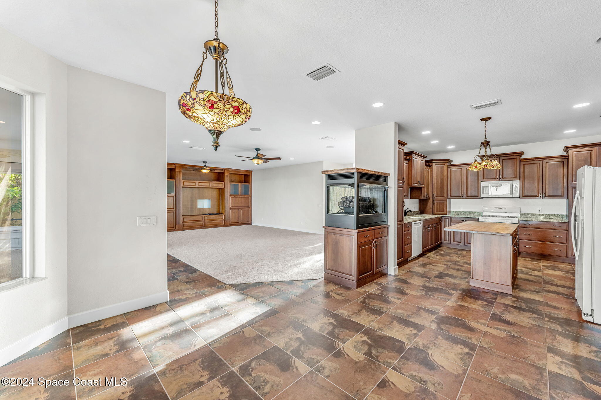 1600 Elm Drive E