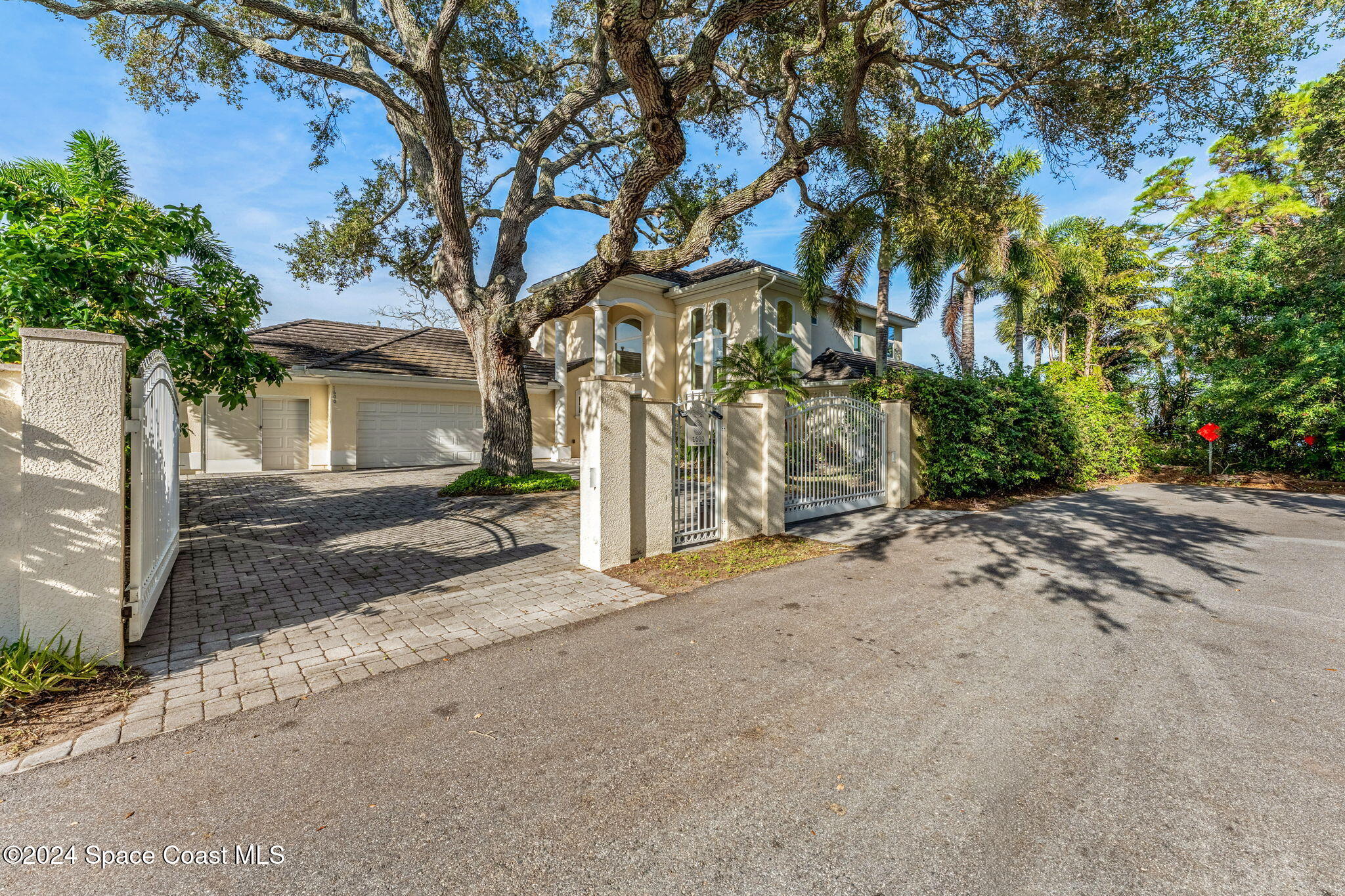 1600 Elm Drive E