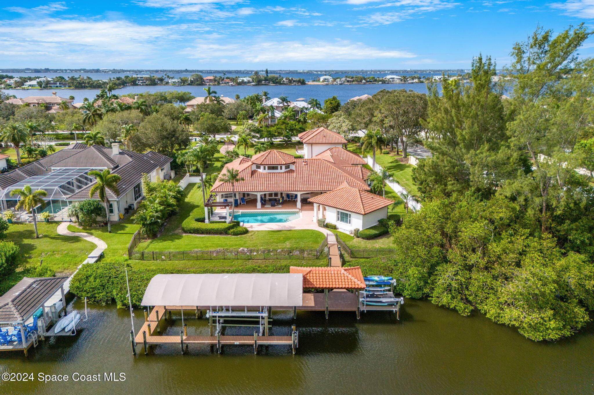 100 Lansing Island Drive