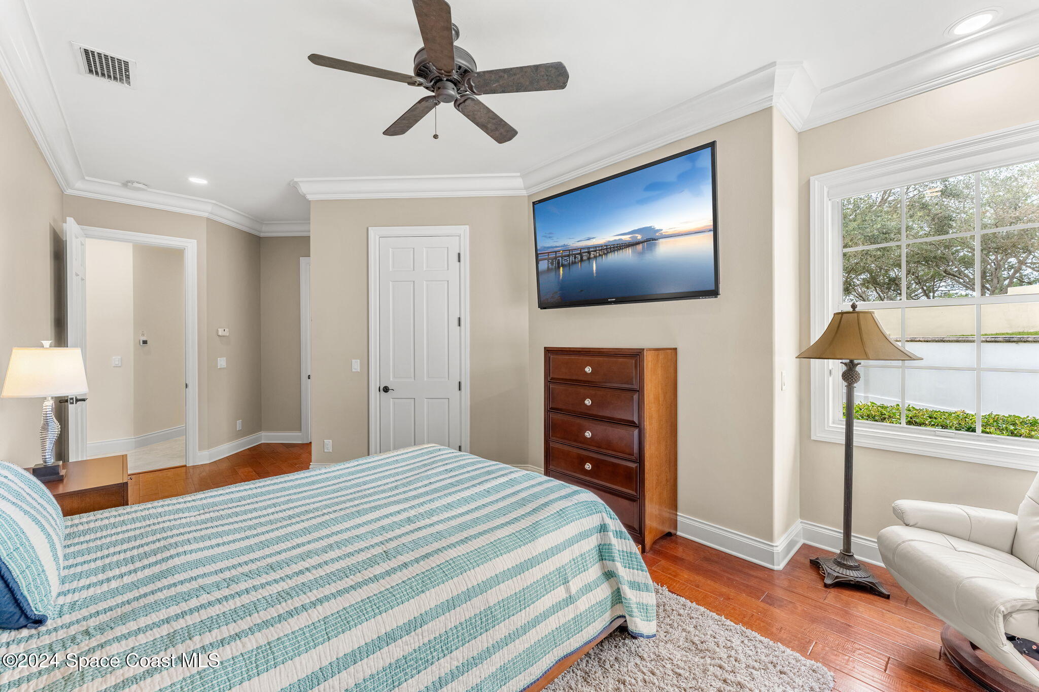 100 Lansing Island Drive