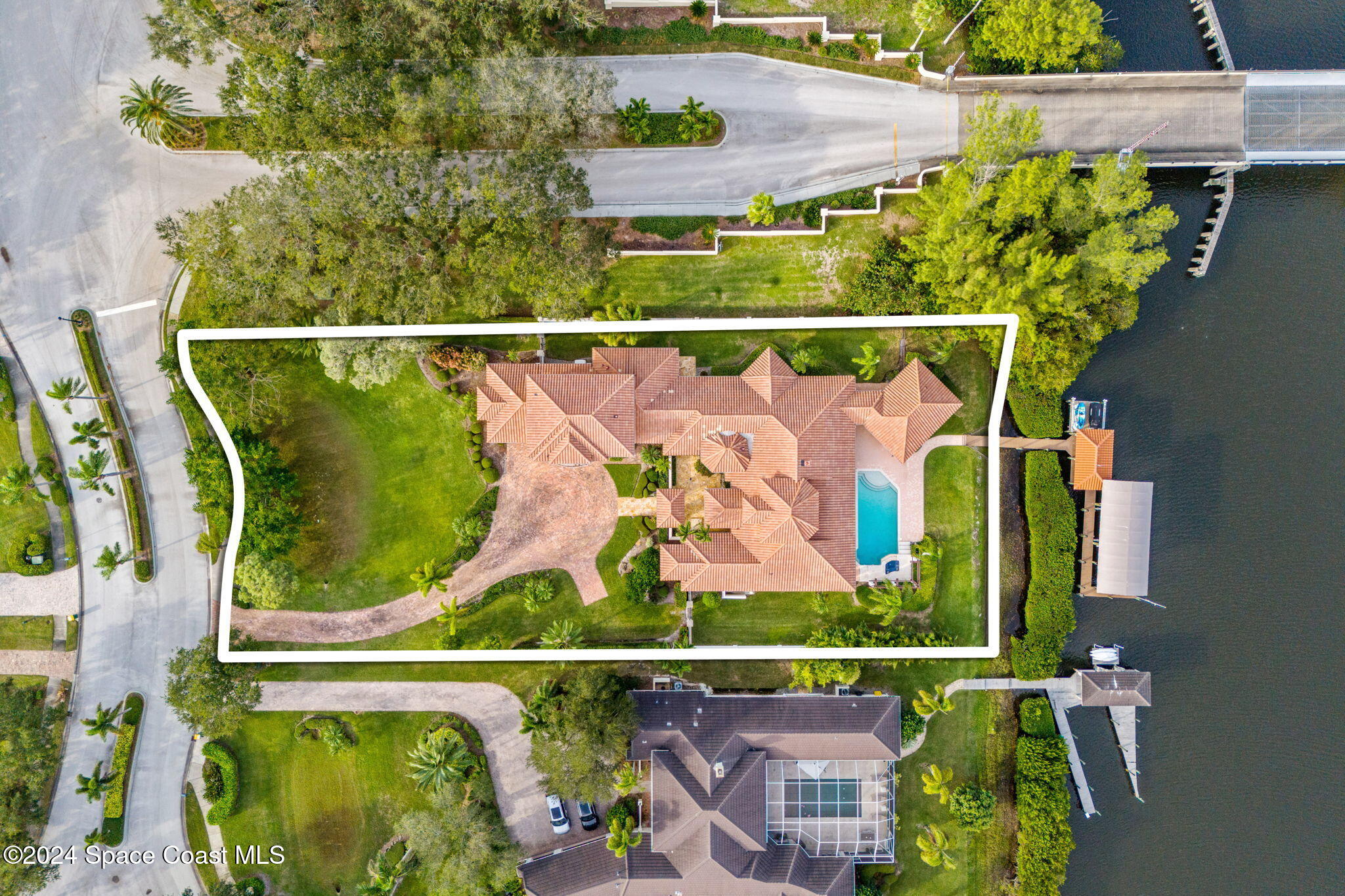 100 Lansing Island Drive