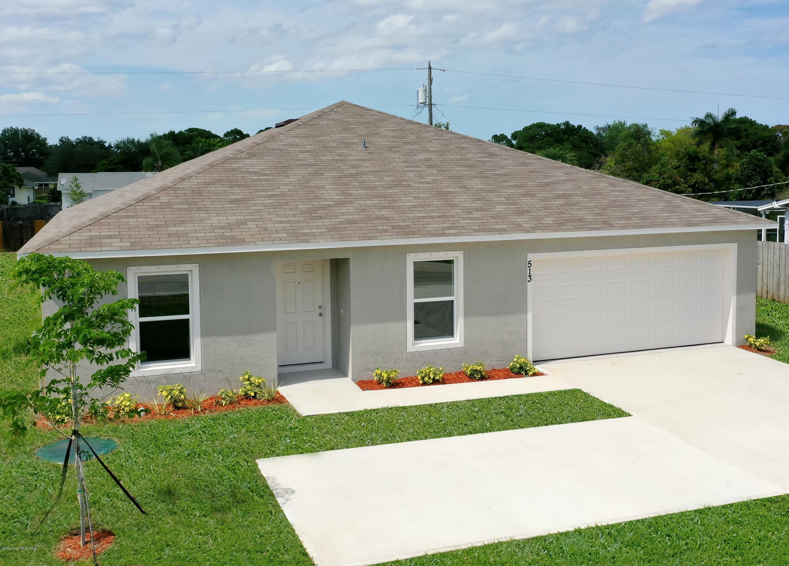 1580 Eastlake Lane