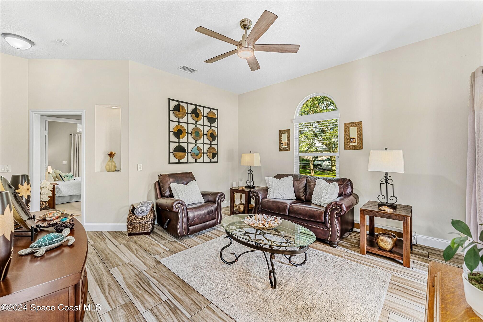 3962 Tradewinds Trail