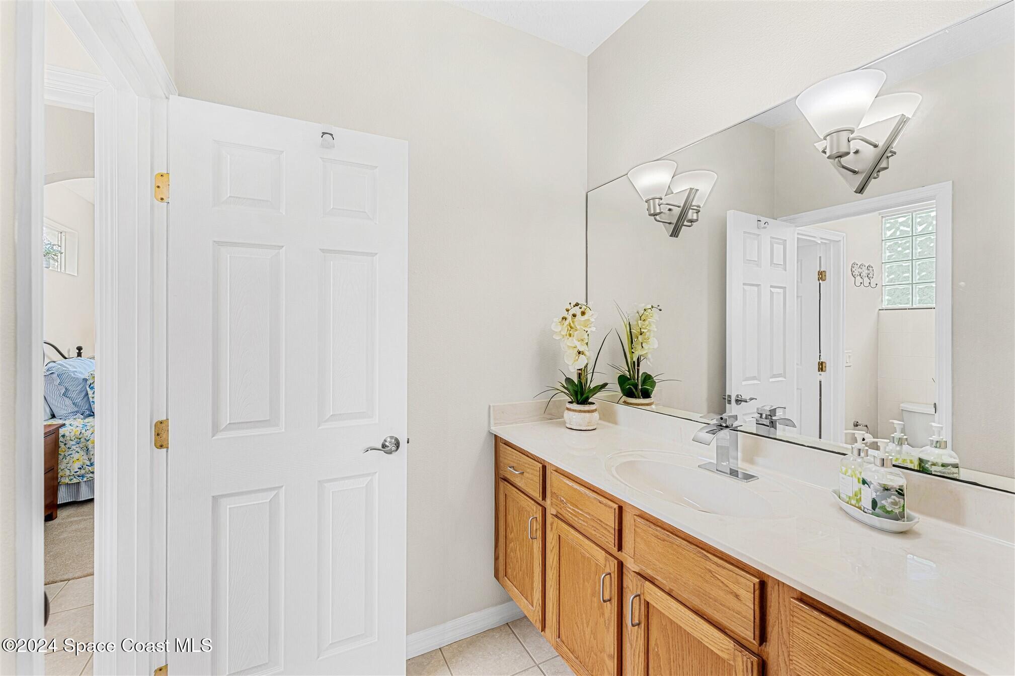 3962 Tradewinds Trail