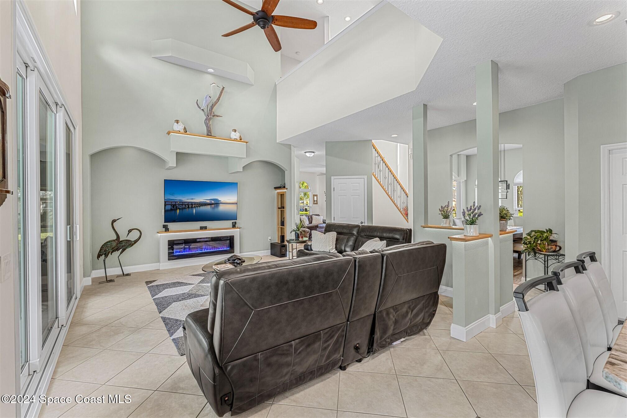 3962 Tradewinds Trail