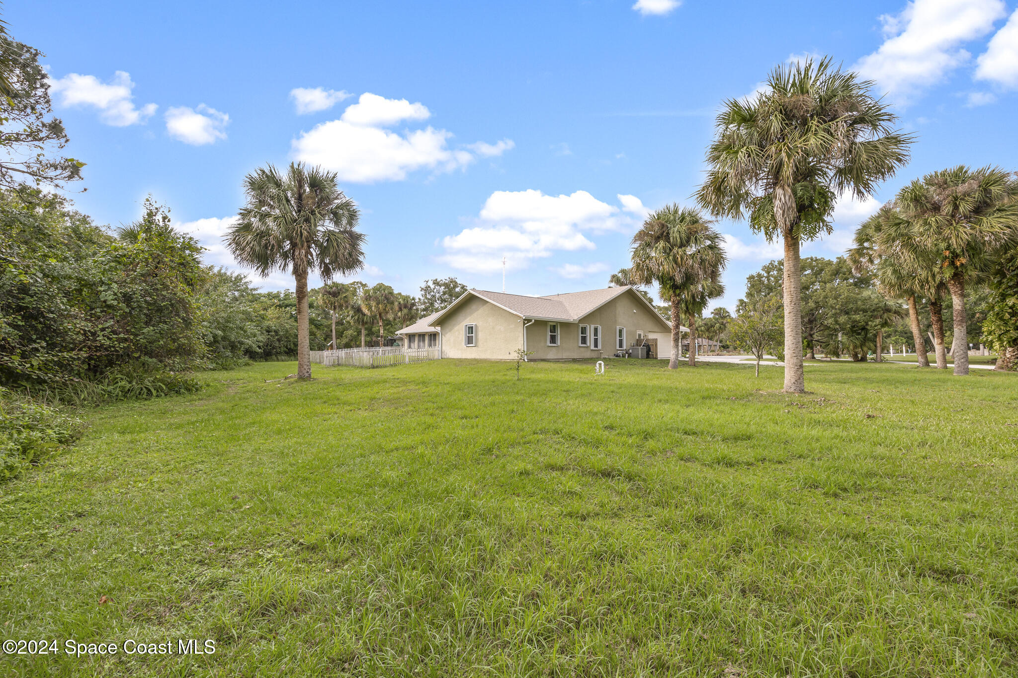 2600 Shell Wood Drive