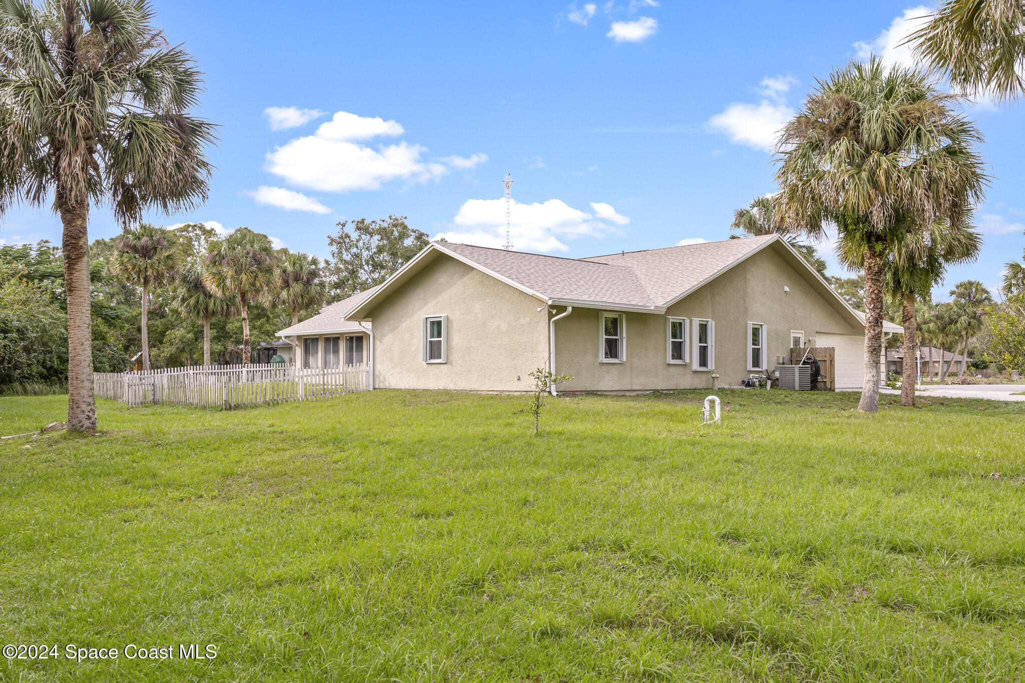2600 Shell Wood Drive