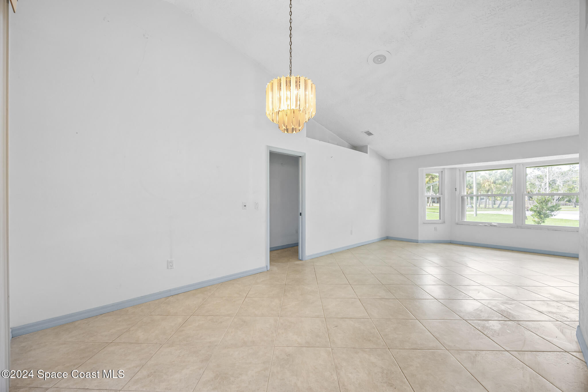 2600 Shell Wood Drive