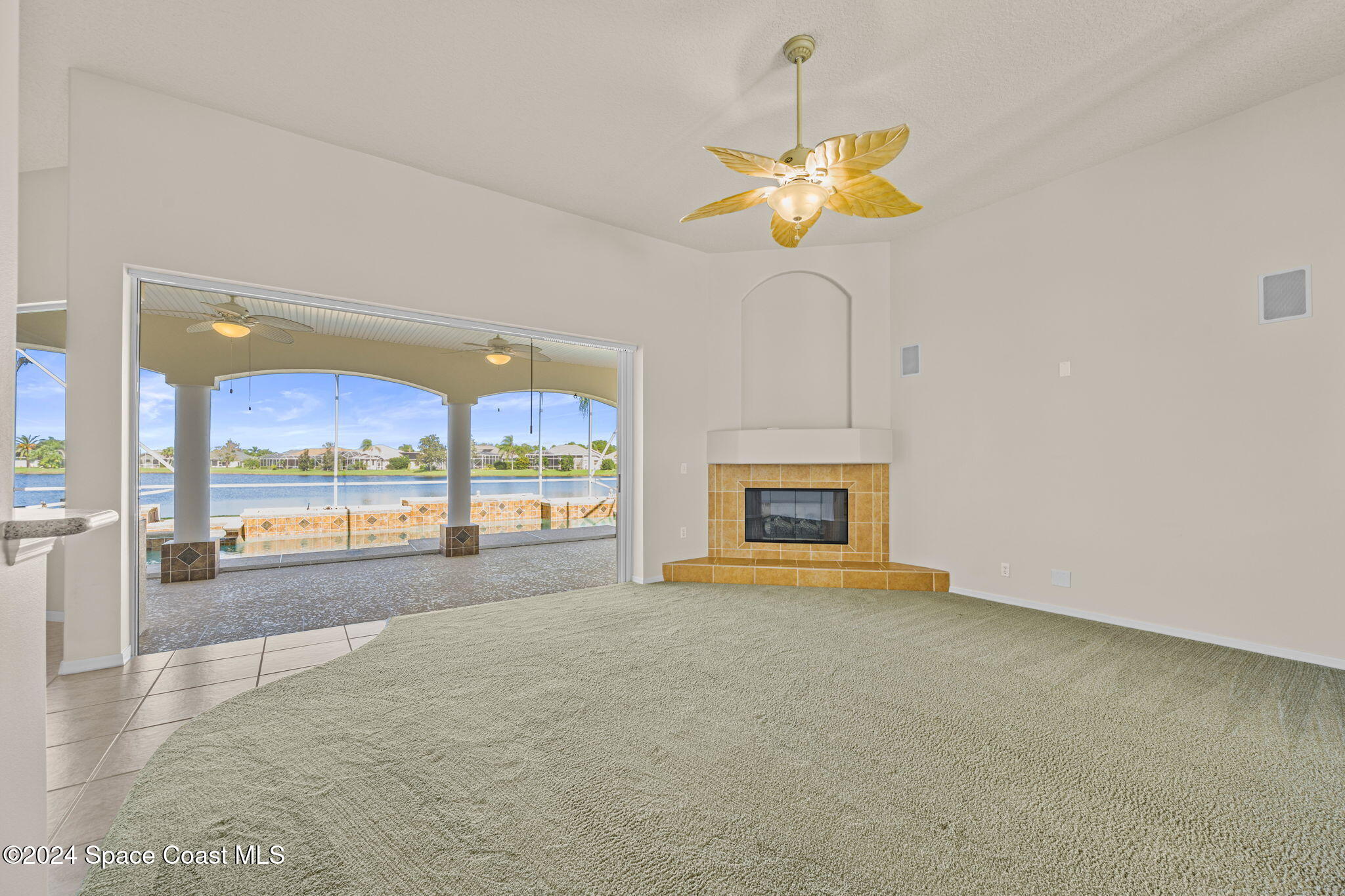 930 Starling Way