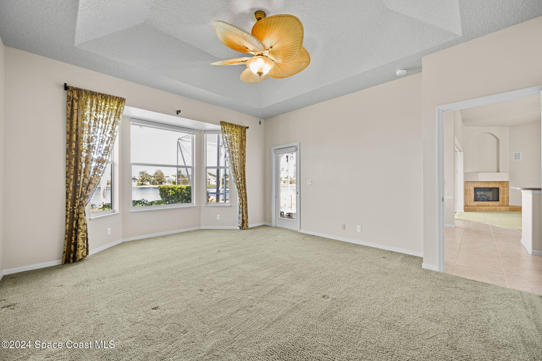 930 Starling Way