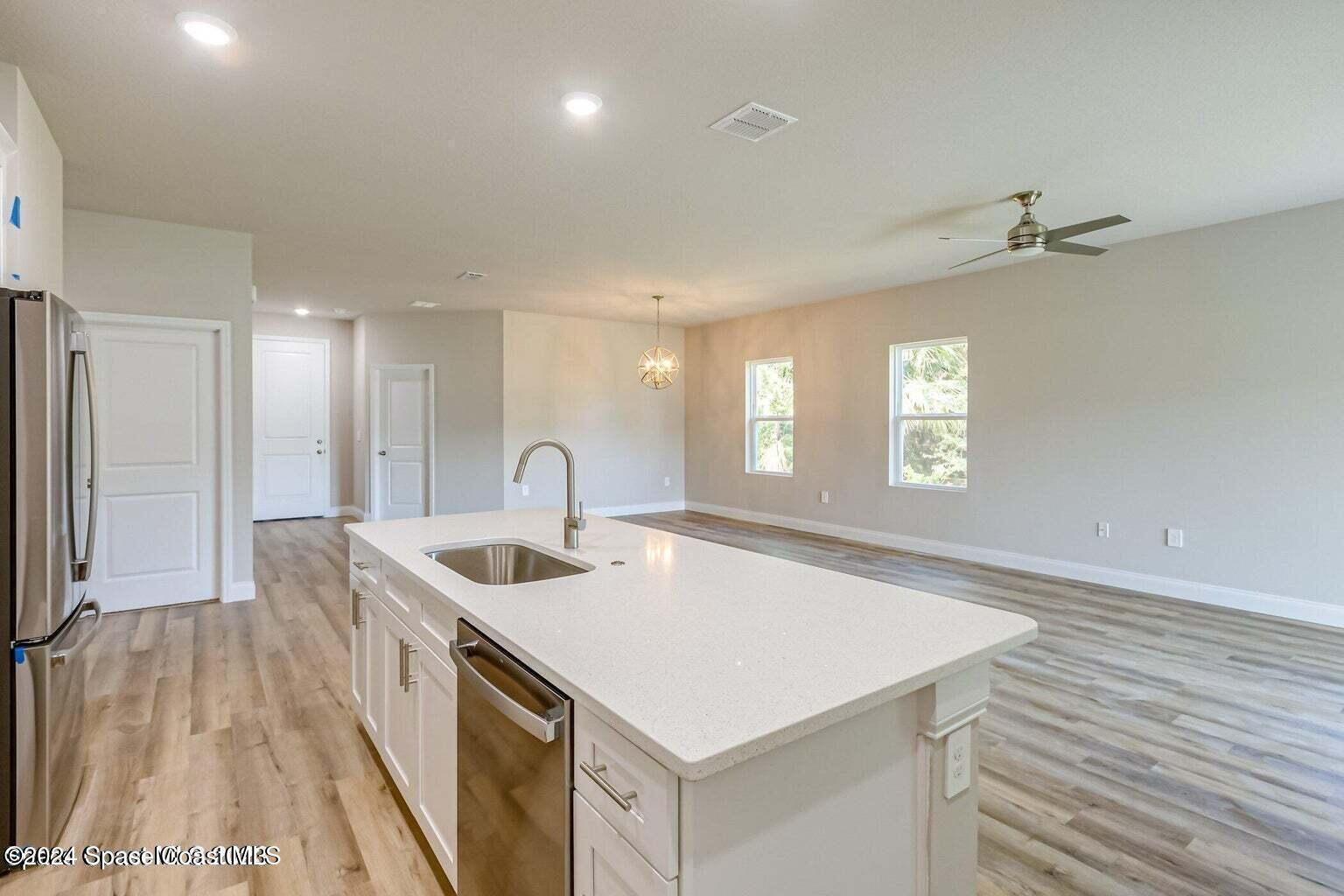 3070 Flagstaff Avenue SE