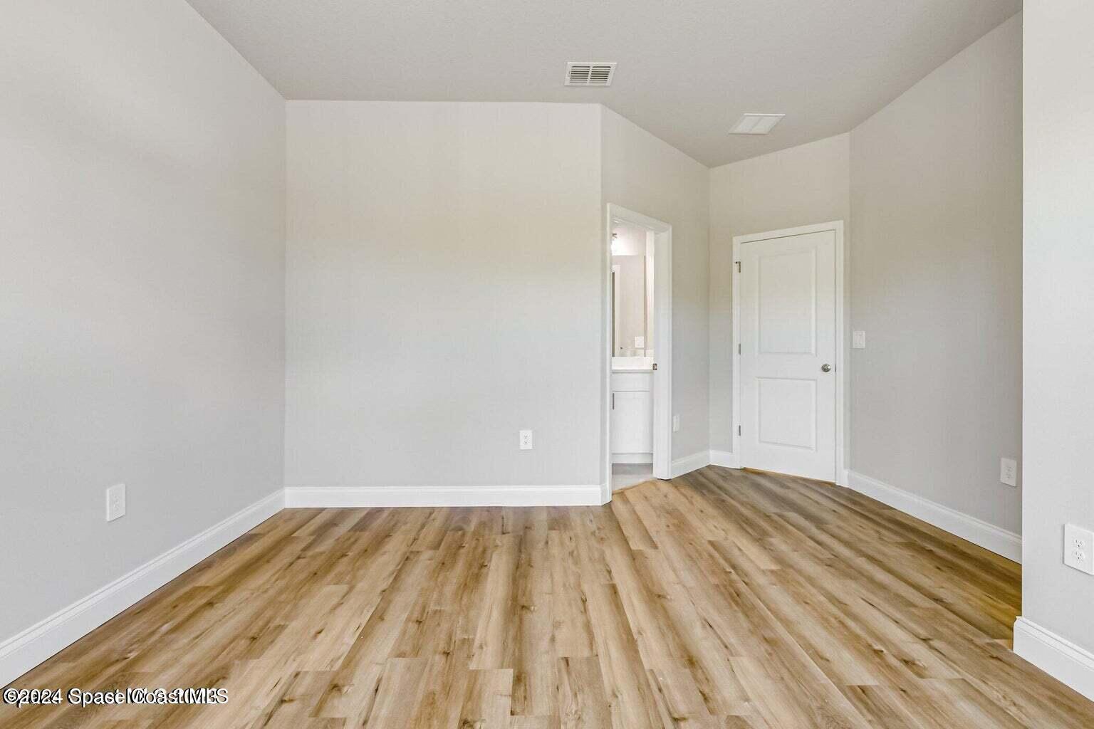 3070 Flagstaff Avenue SE