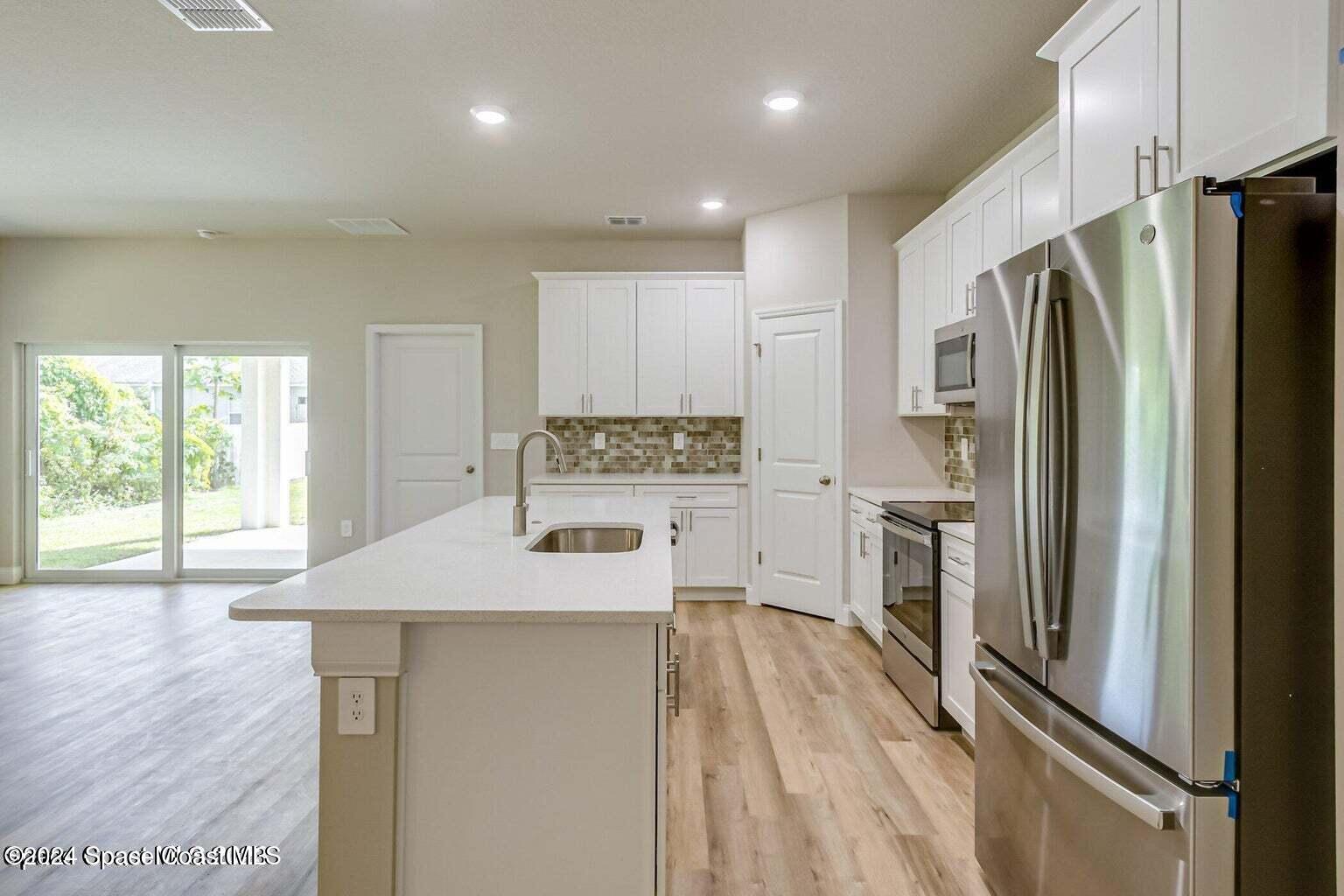 3070 Flagstaff Avenue SE