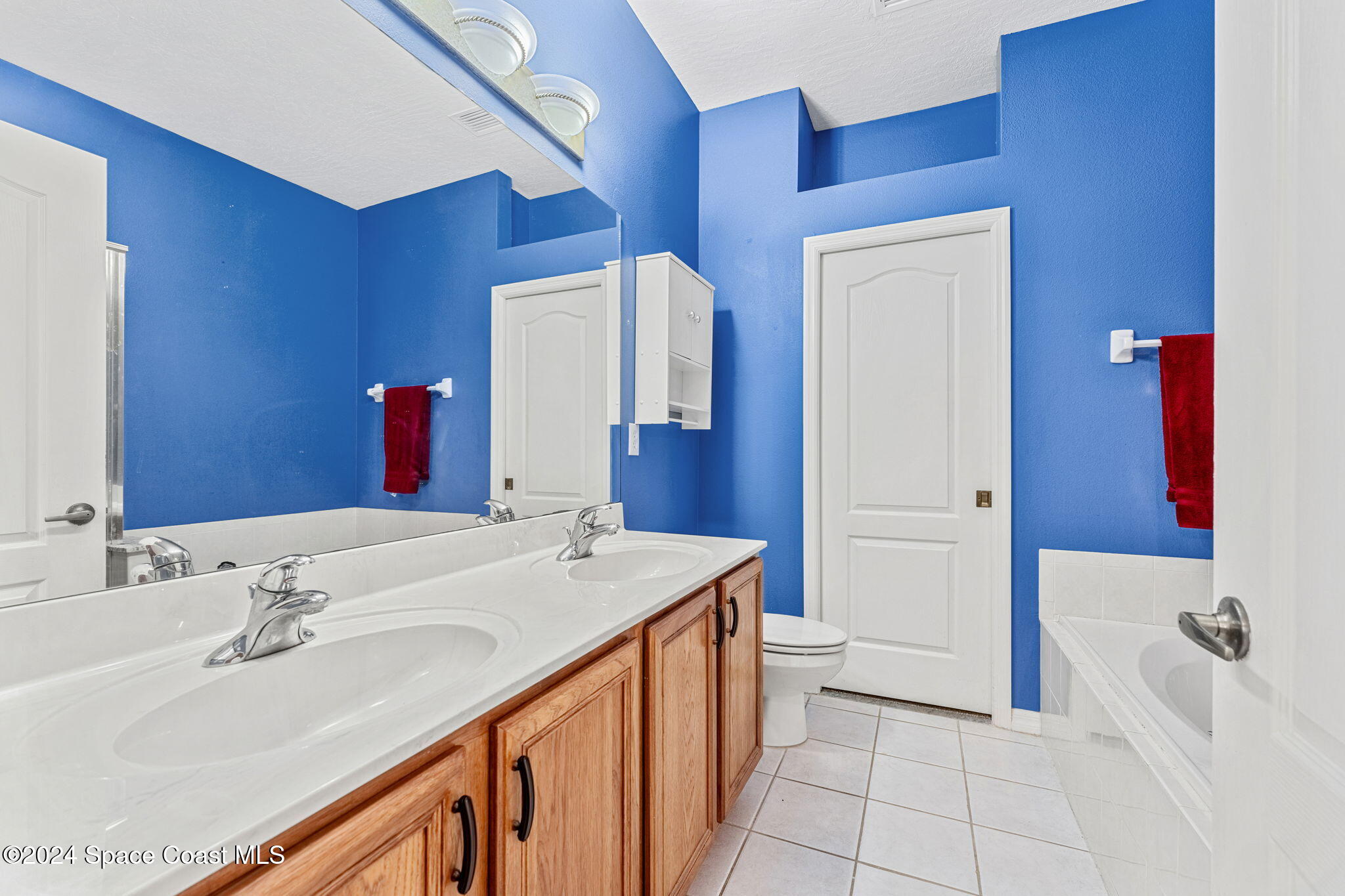 3255 Lusitania Lane