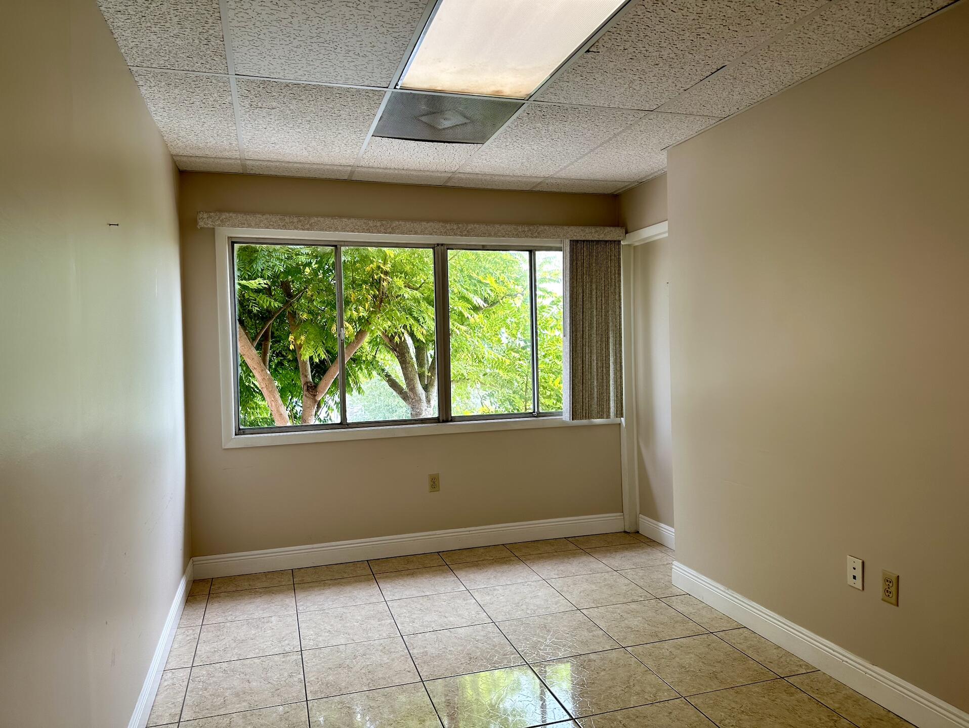 1395 N Courtenay Parkway, 203