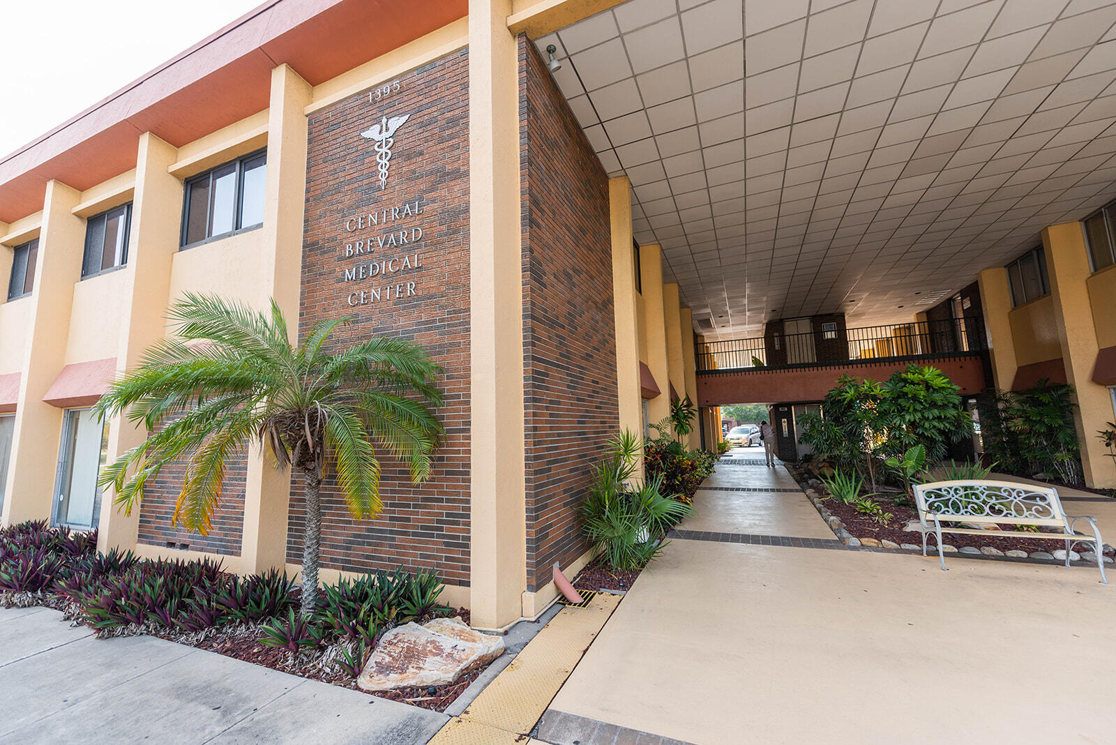 1395 N Courtenay Parkway, 203