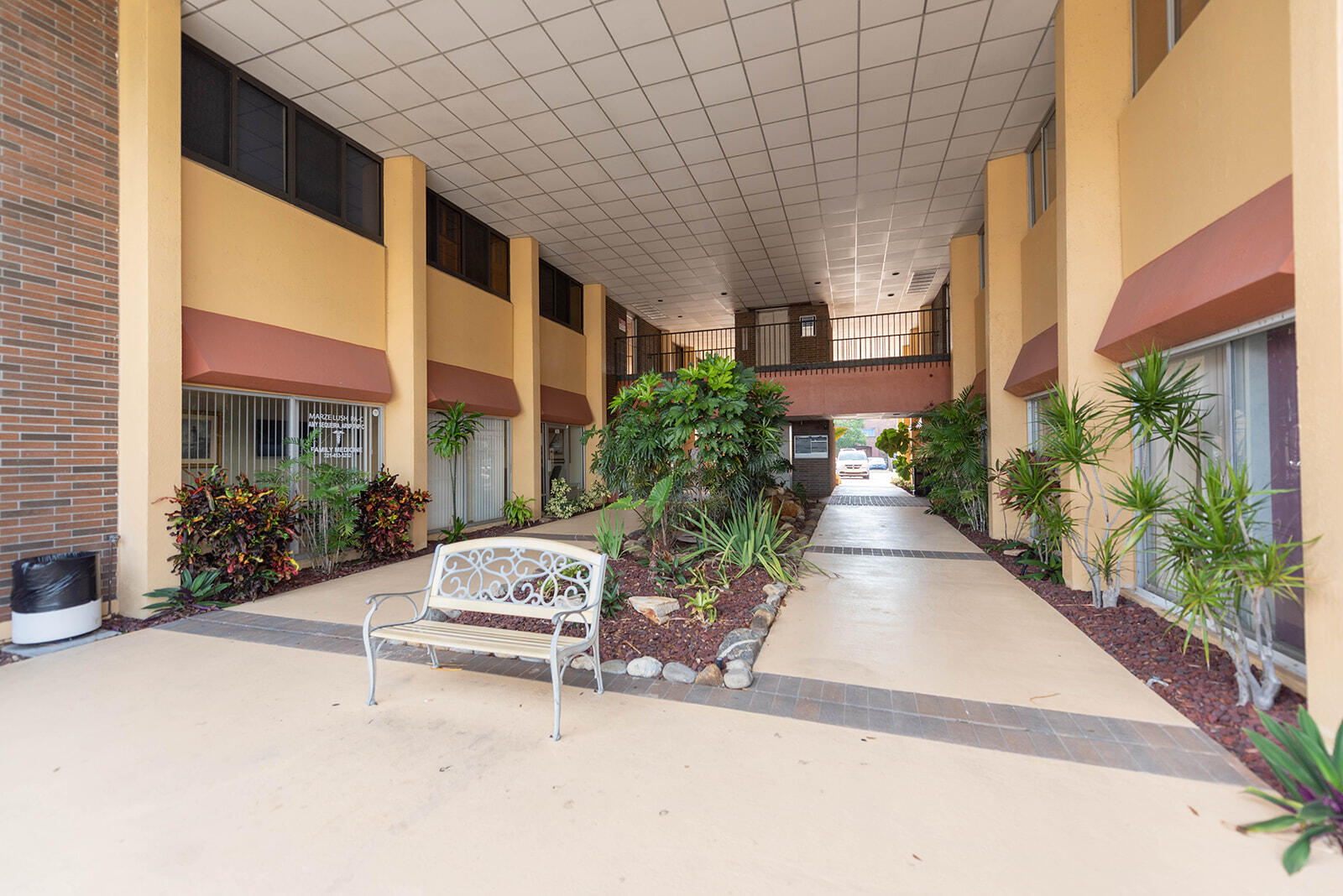 1395 N Courtenay Parkway, 203