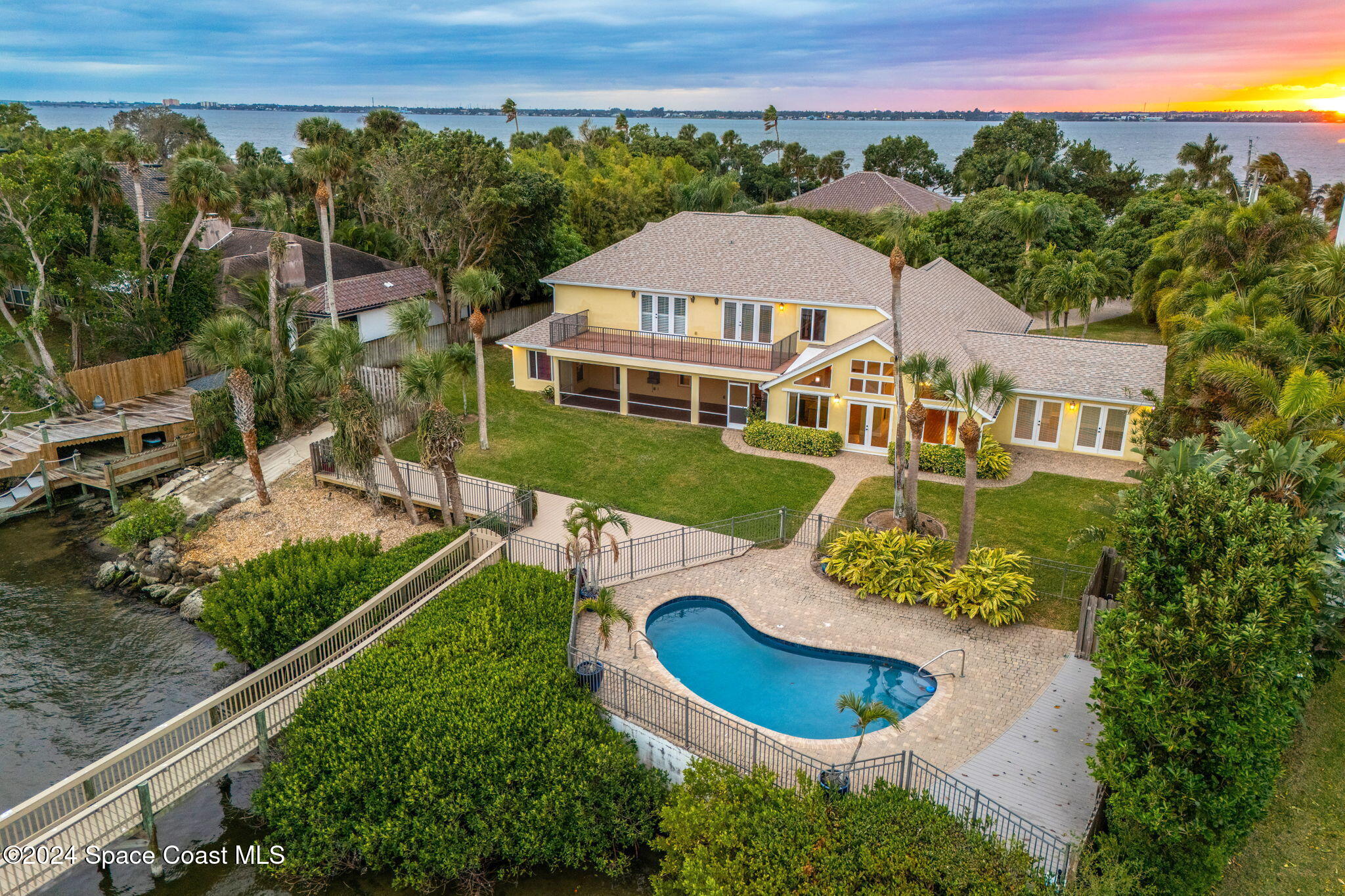 10400 S Tropical Trail