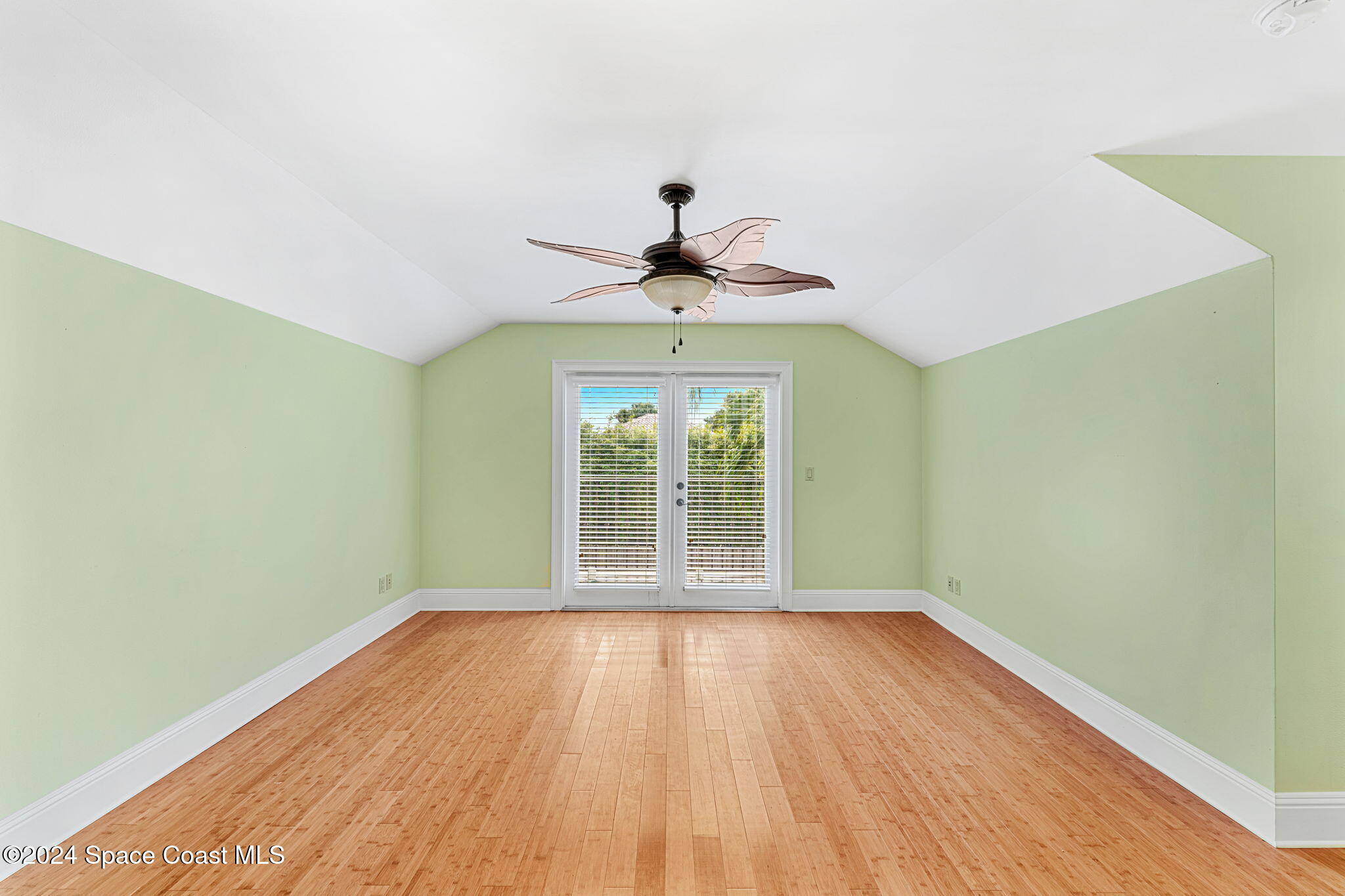 10400 S Tropical Trail