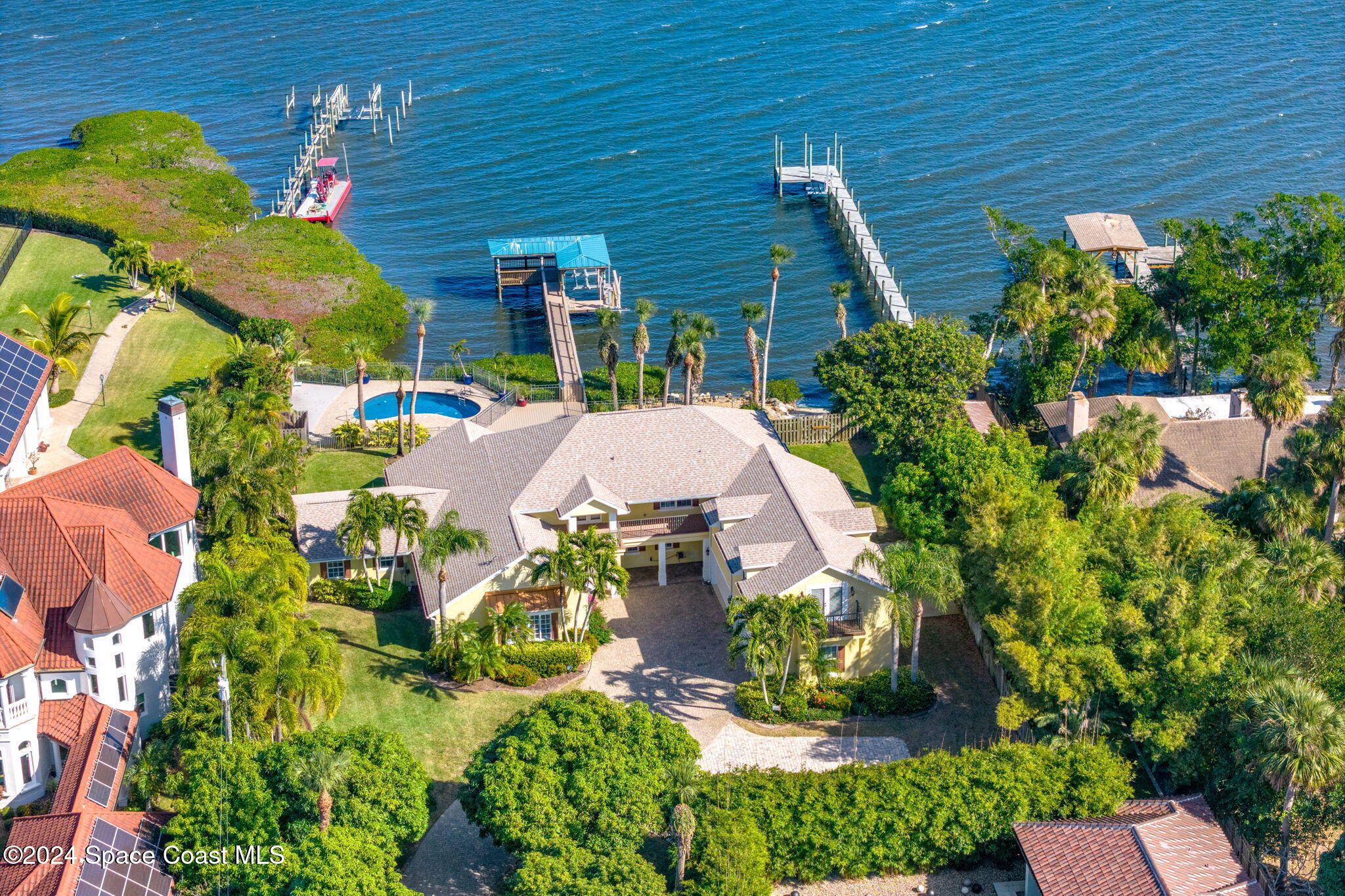 10400 S Tropical Trail