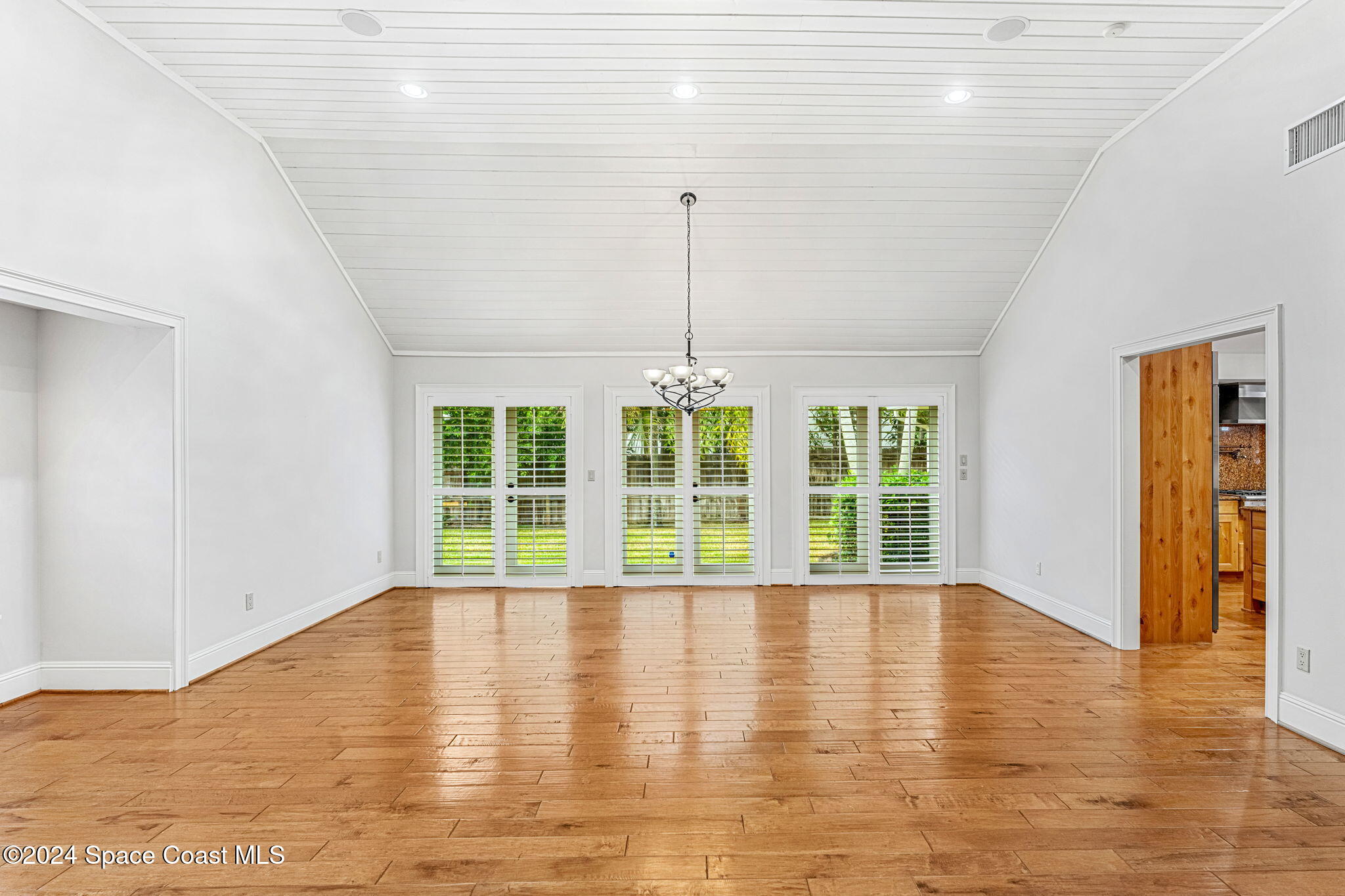 10400 S Tropical Trail