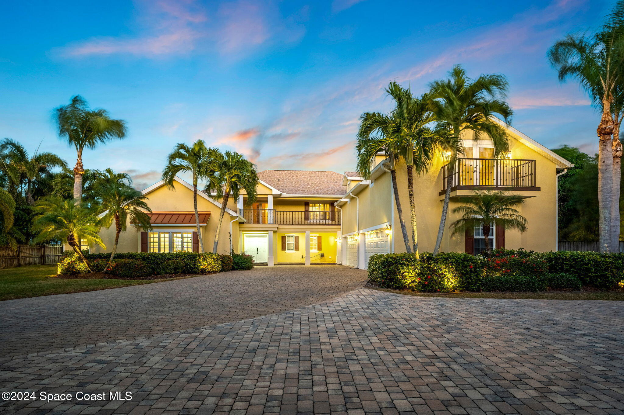 10400 S Tropical Trail