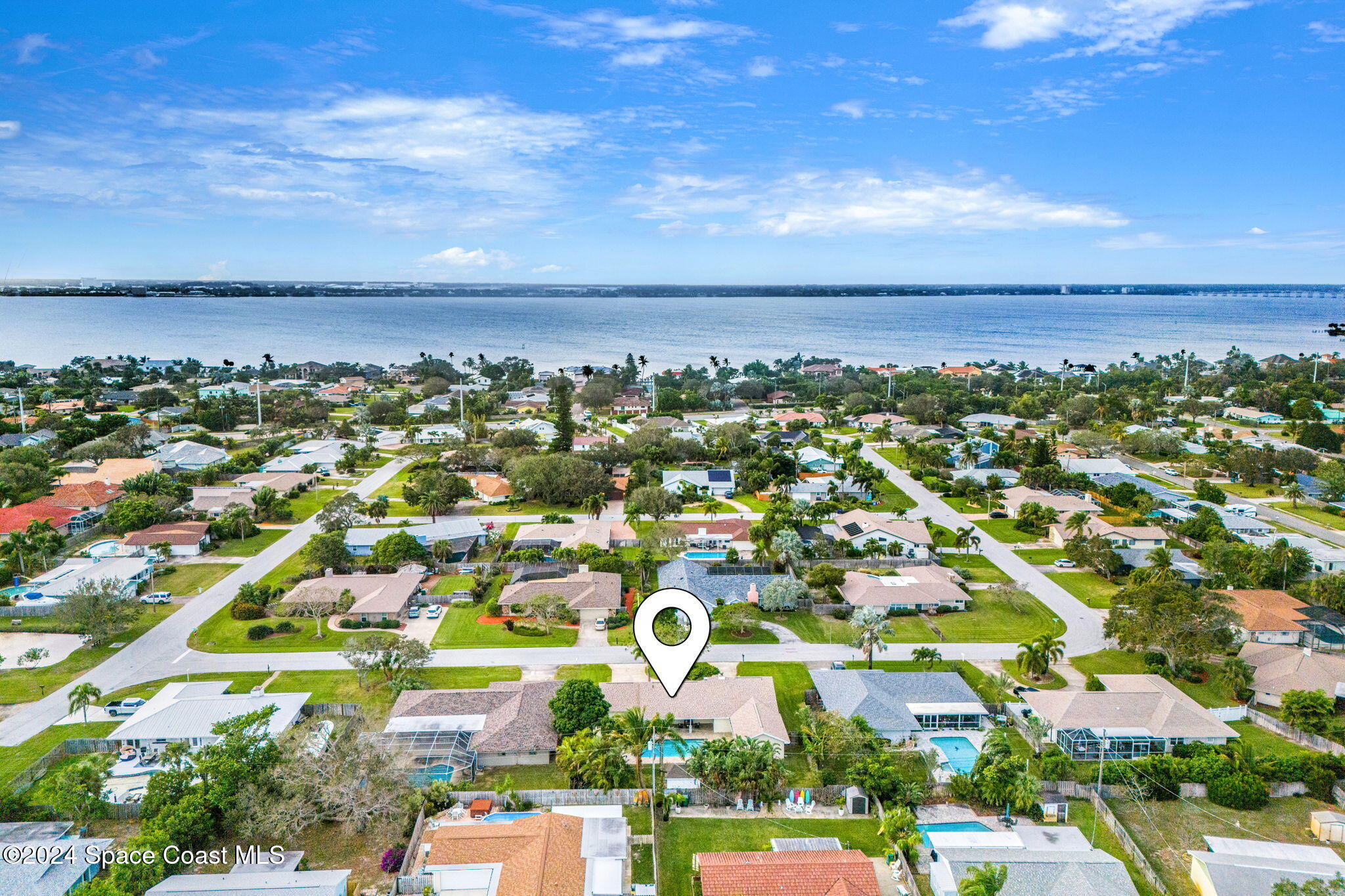 512 Latania Palm Drive