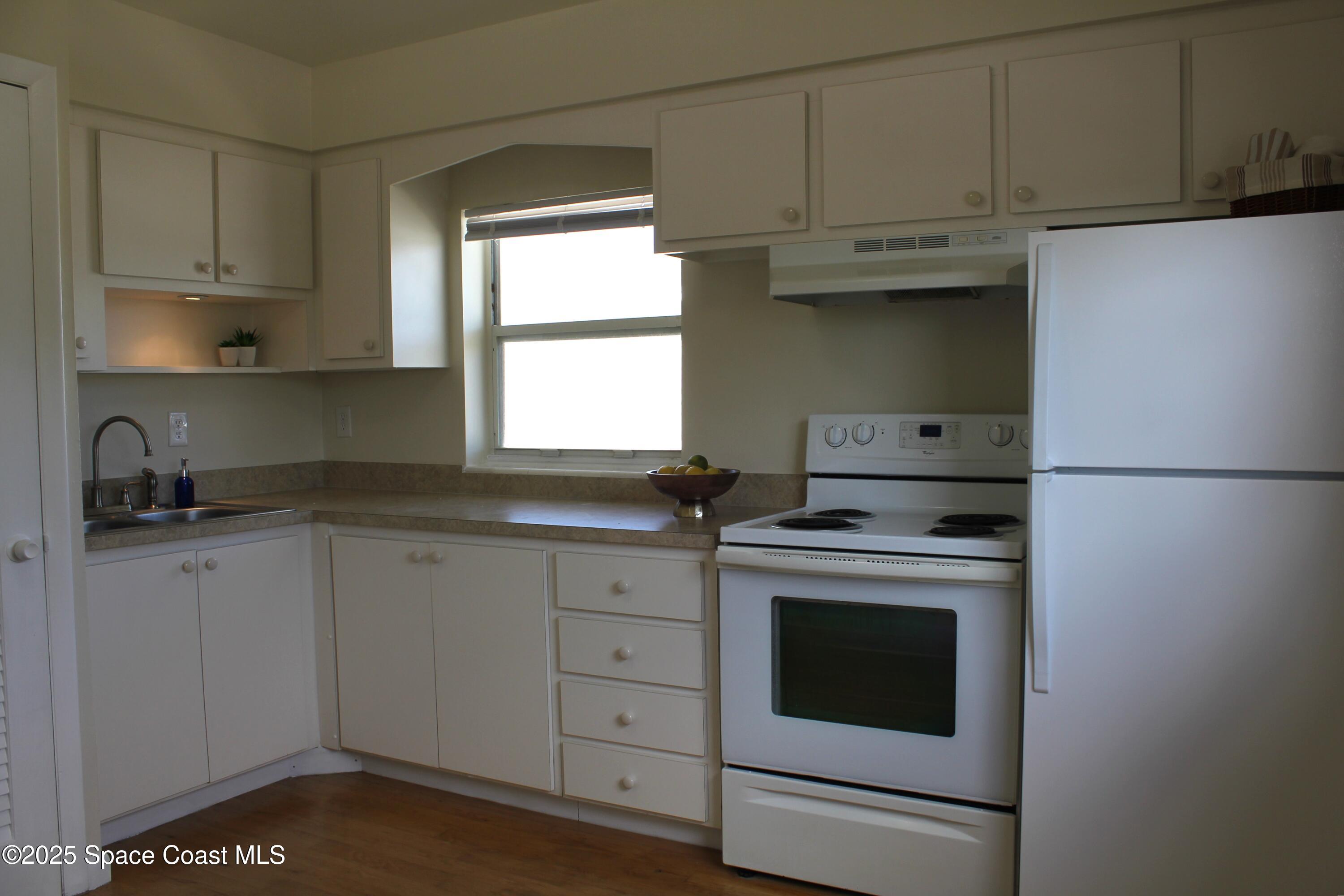 651 Palm Drive, C3