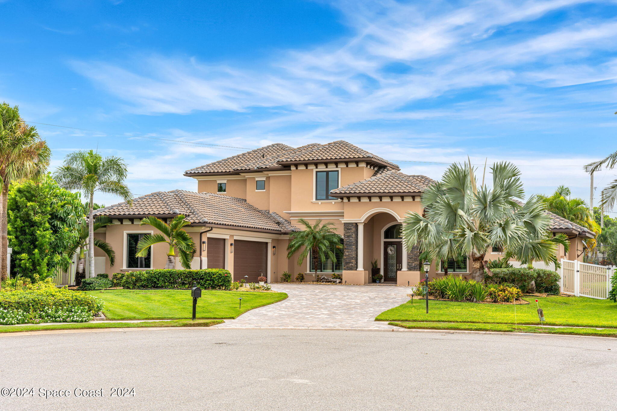 213 Loggerhead Drive