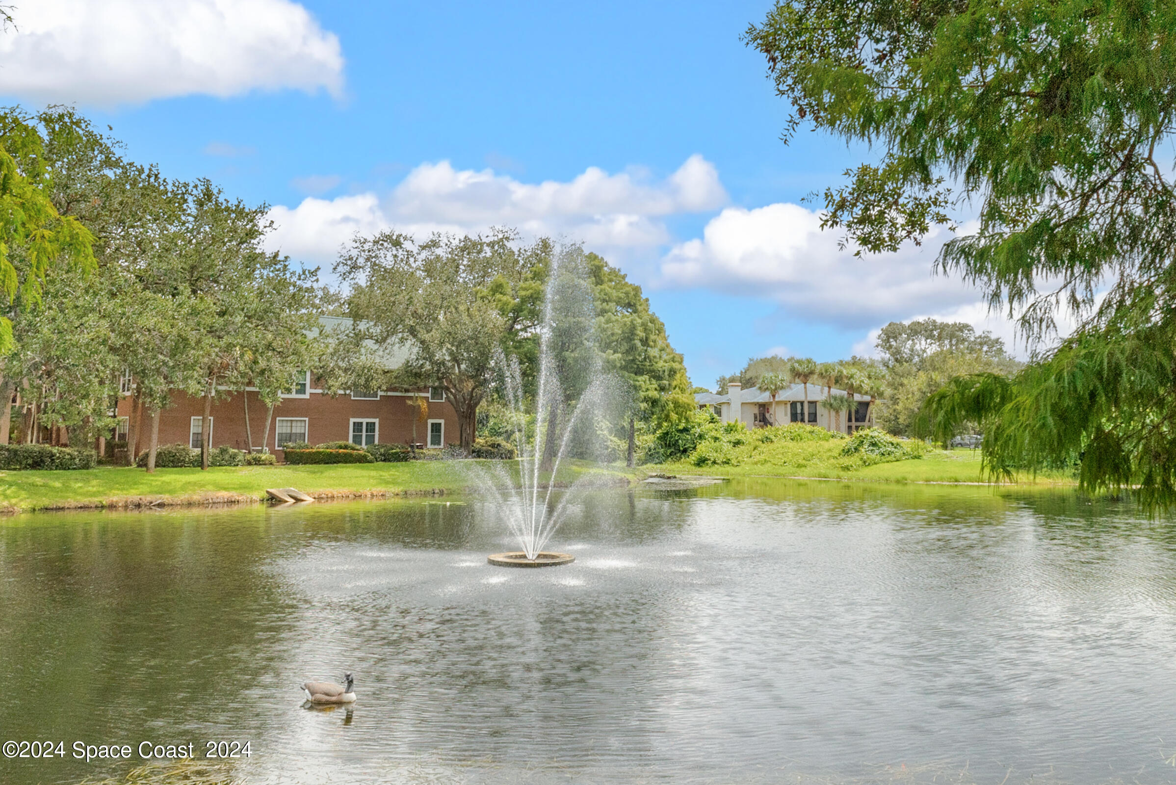 7667 N Wickham Road, 1511