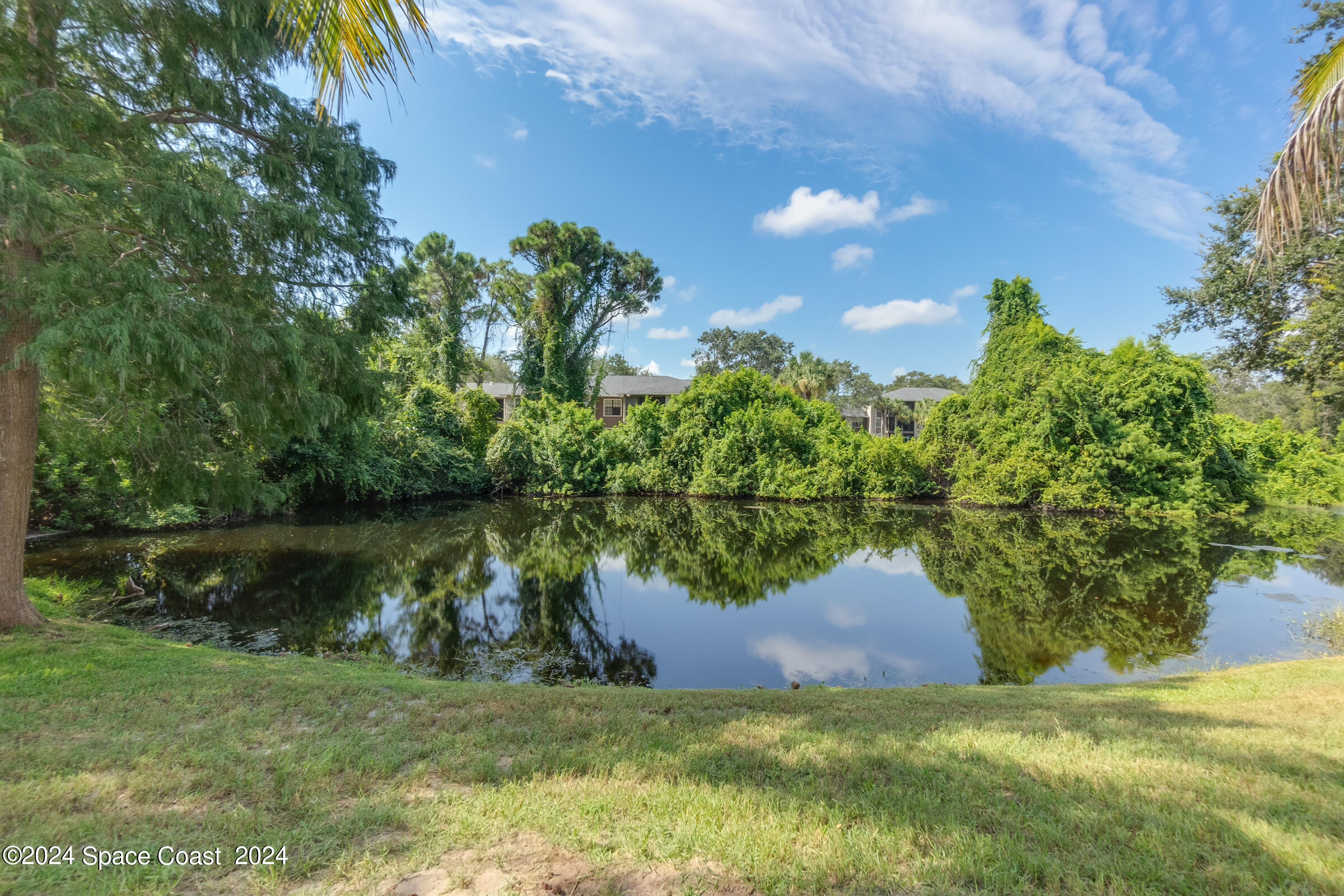 7667 N Wickham Road, 1511